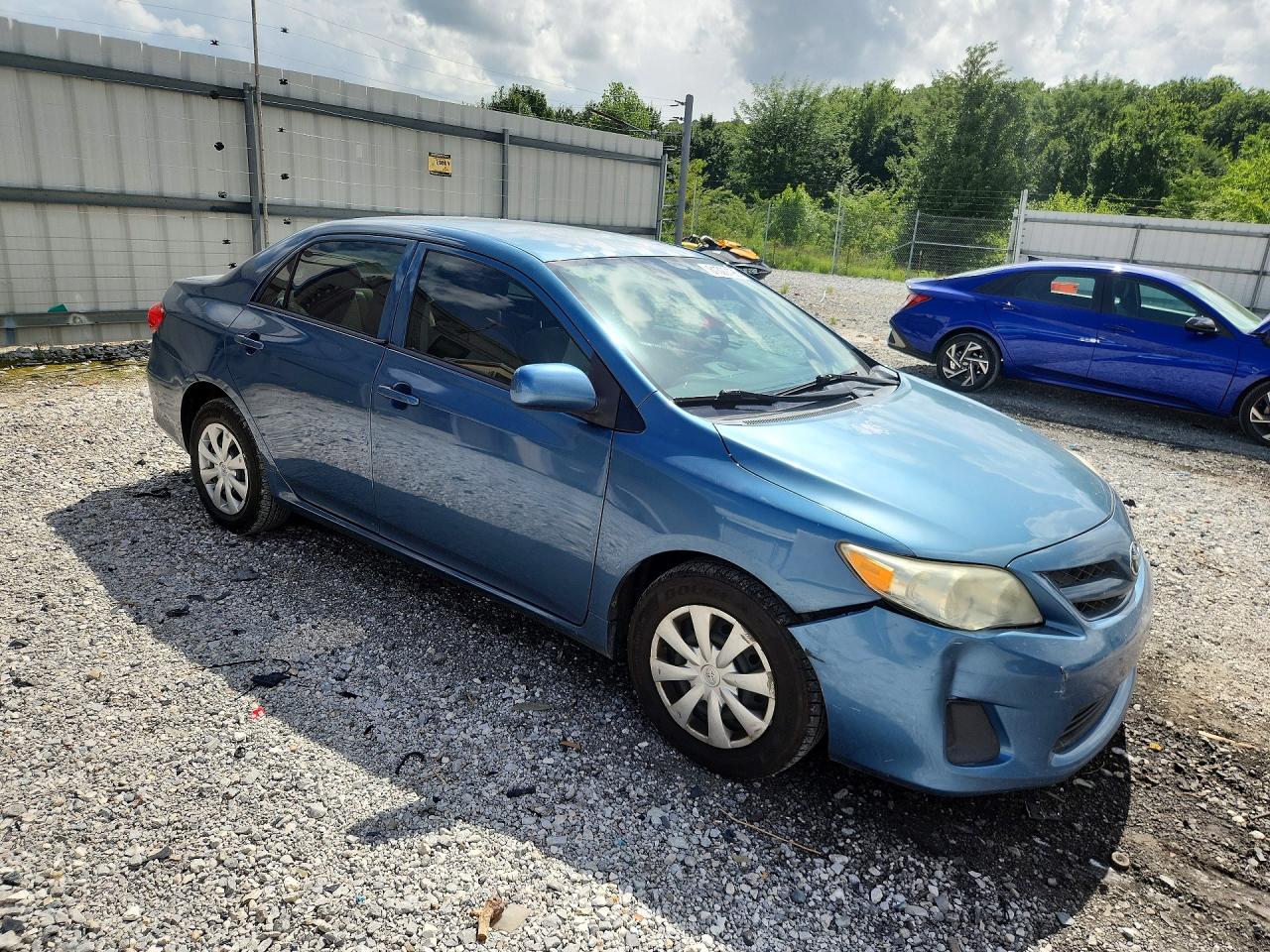 2013 Toyota Corolla L Blue vin: 5YFBU4EE3DP197332