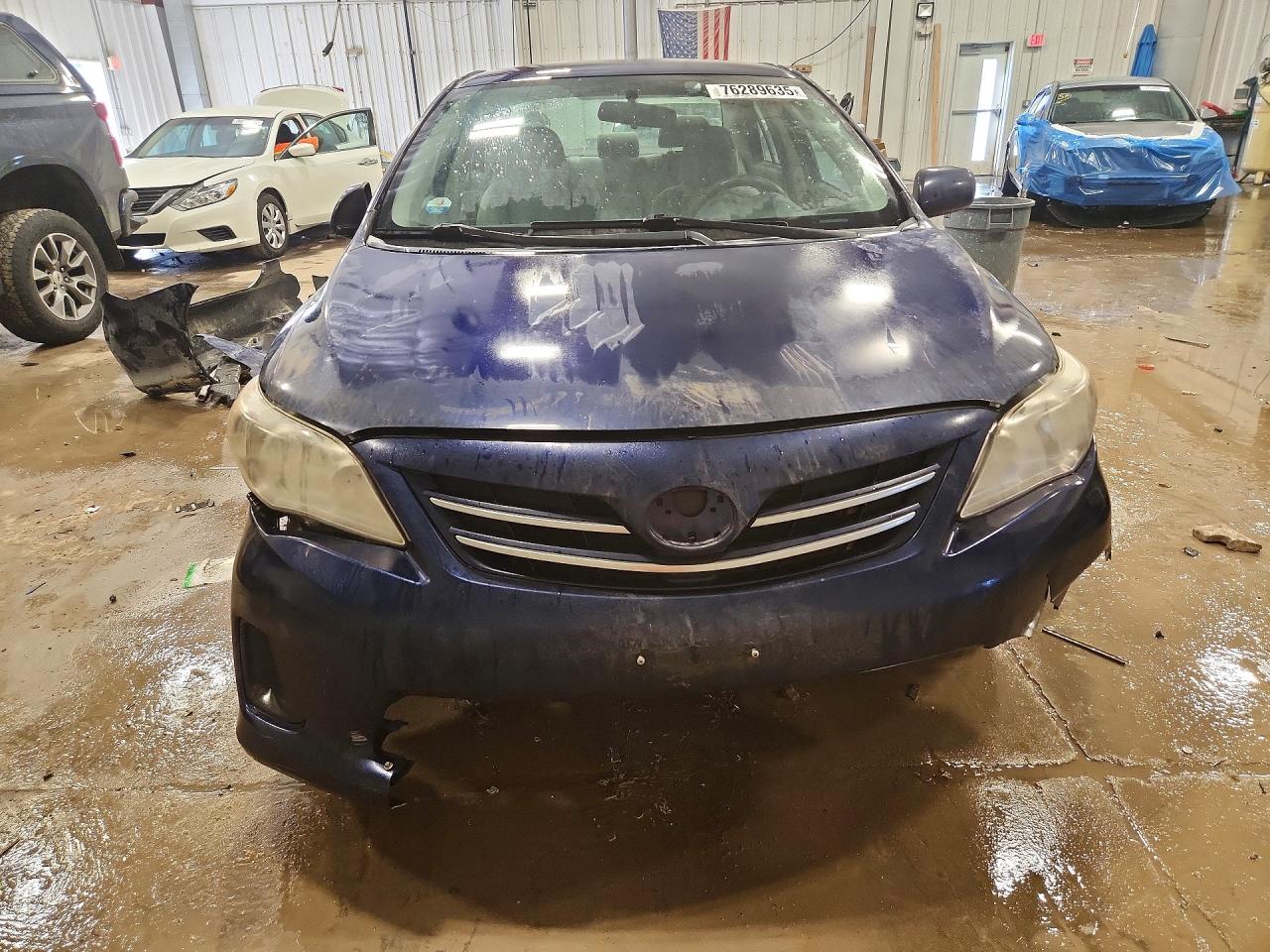 2013 Toyota Corolla Base Синий vin: 5YFBU4EE3DP199386