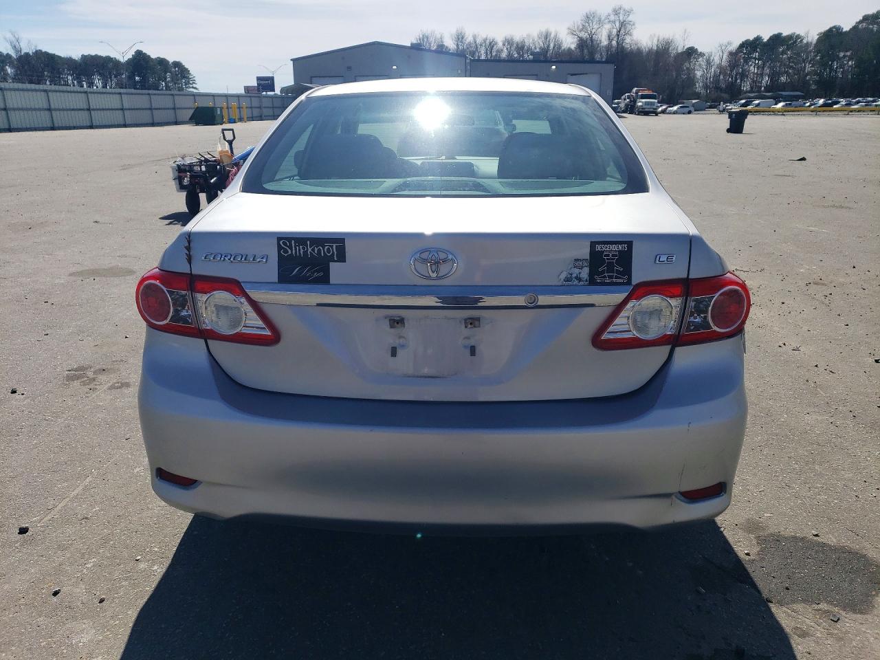 2013 Toyota Corolla Le Silver vin: 5YFBU4EE3DP201654