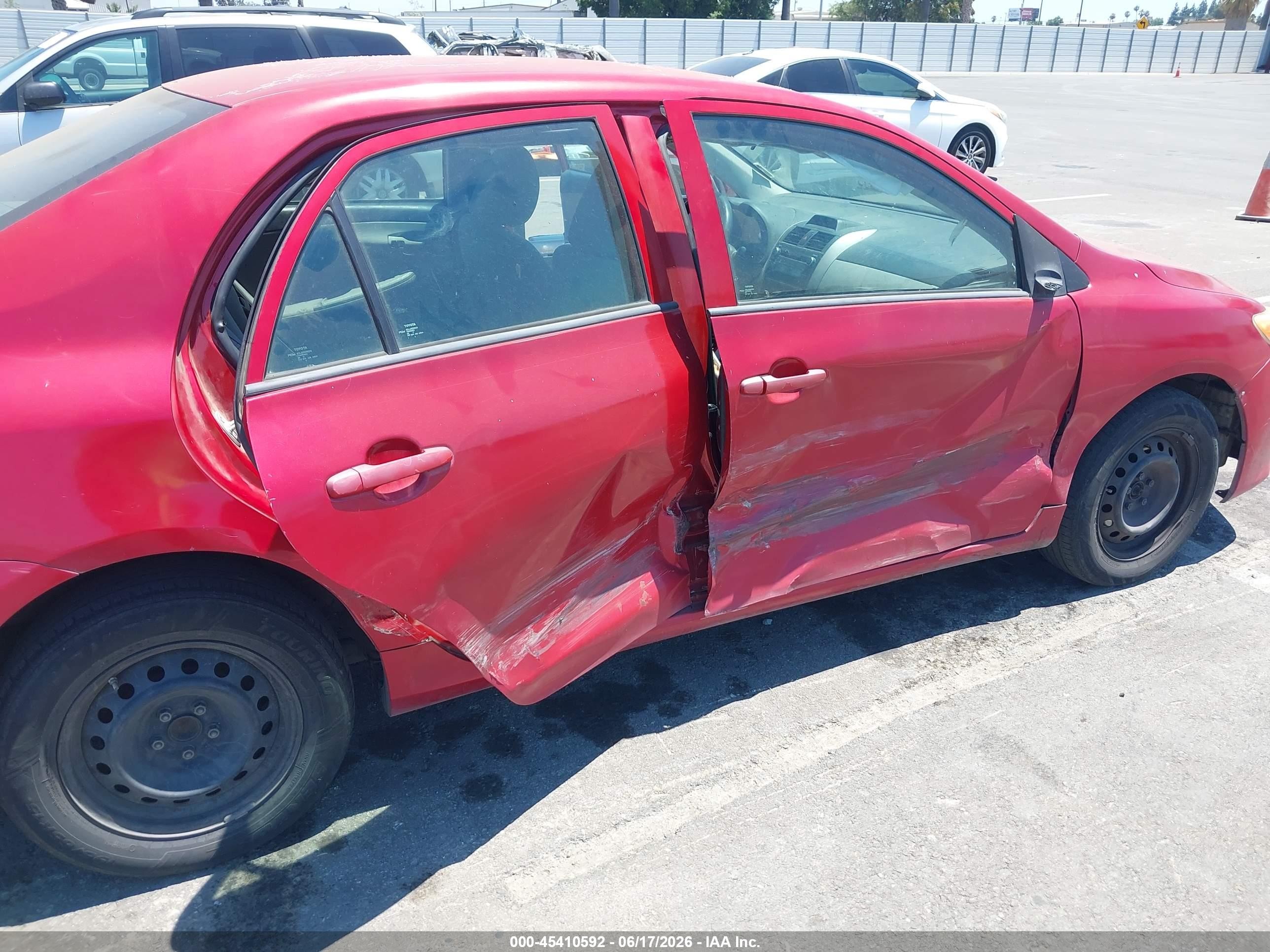 2013 Toyota Corolla L Red vin: 5YFBU4EE3DP205056