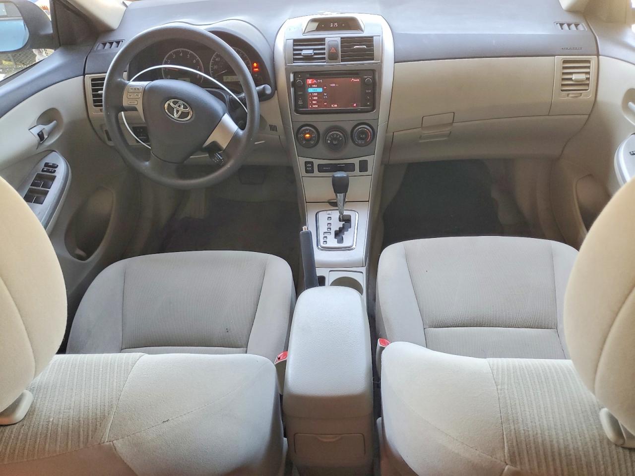 2013 Toyota Corolla Le Blue vin: 5YFBU4EE3DP214789