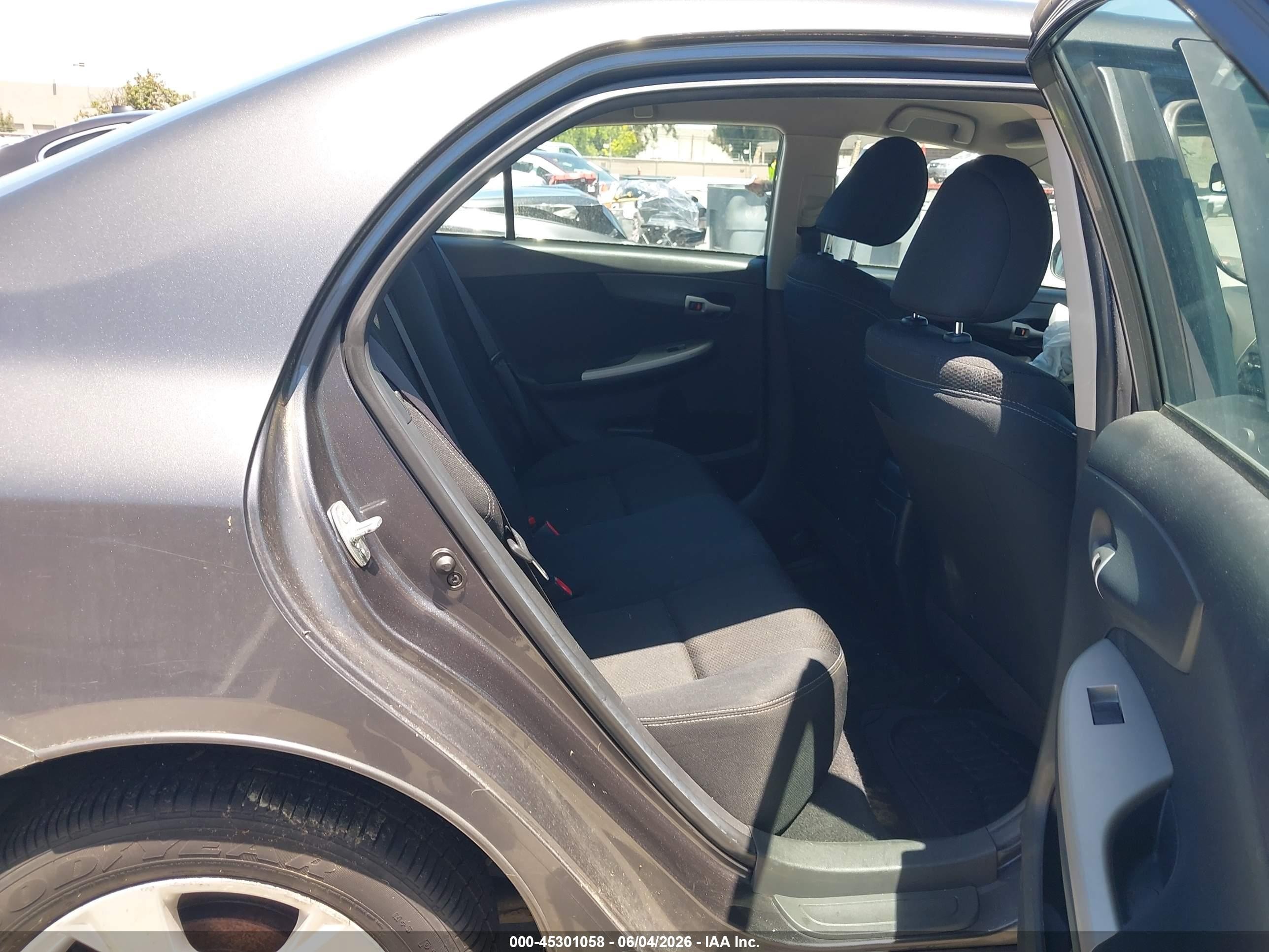 2012 Toyota Corolla S/le Brown vin: 5YFBU4EE4CP016270