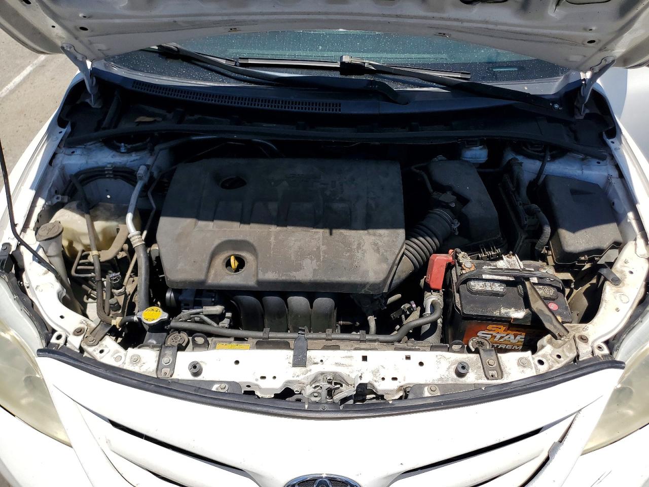 2012 Toyota Corolla Le White vin: 5YFBU4EE4CP020092