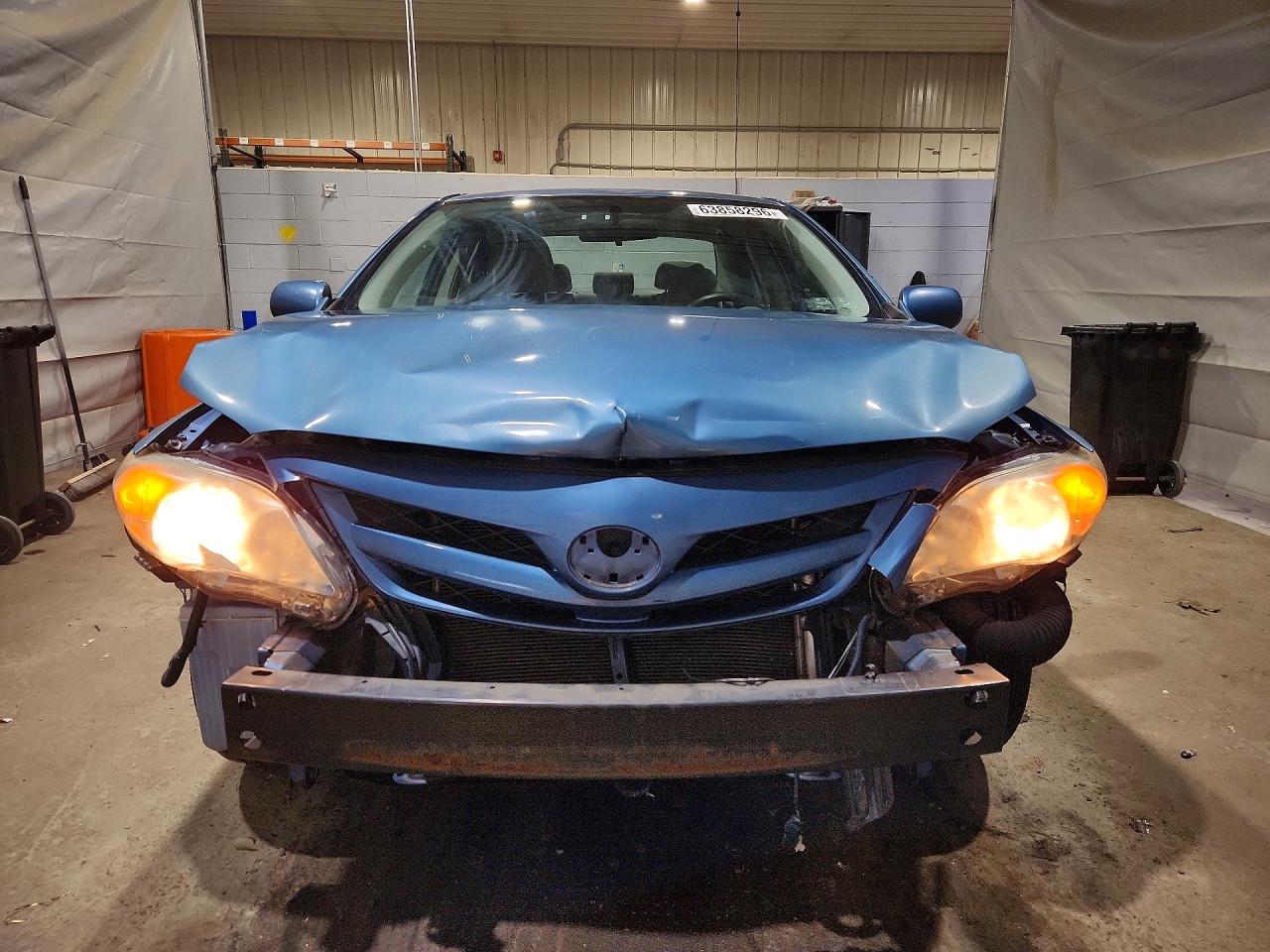 2012 Toyota Corolla Le Blue vin: 5YFBU4EE4CP022540