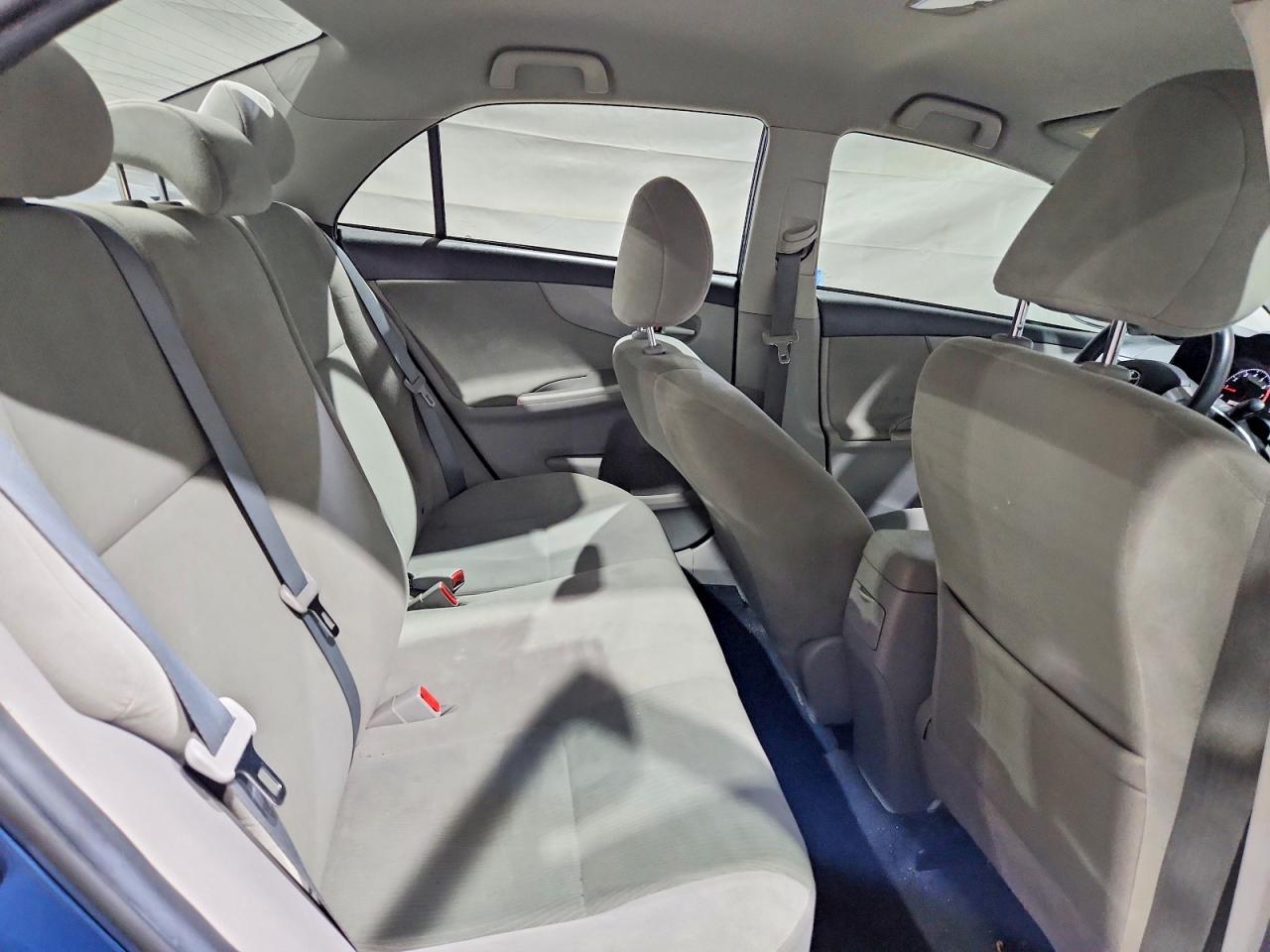 2012 Toyota Corolla Le Blue vin: 5YFBU4EE4CP022540
