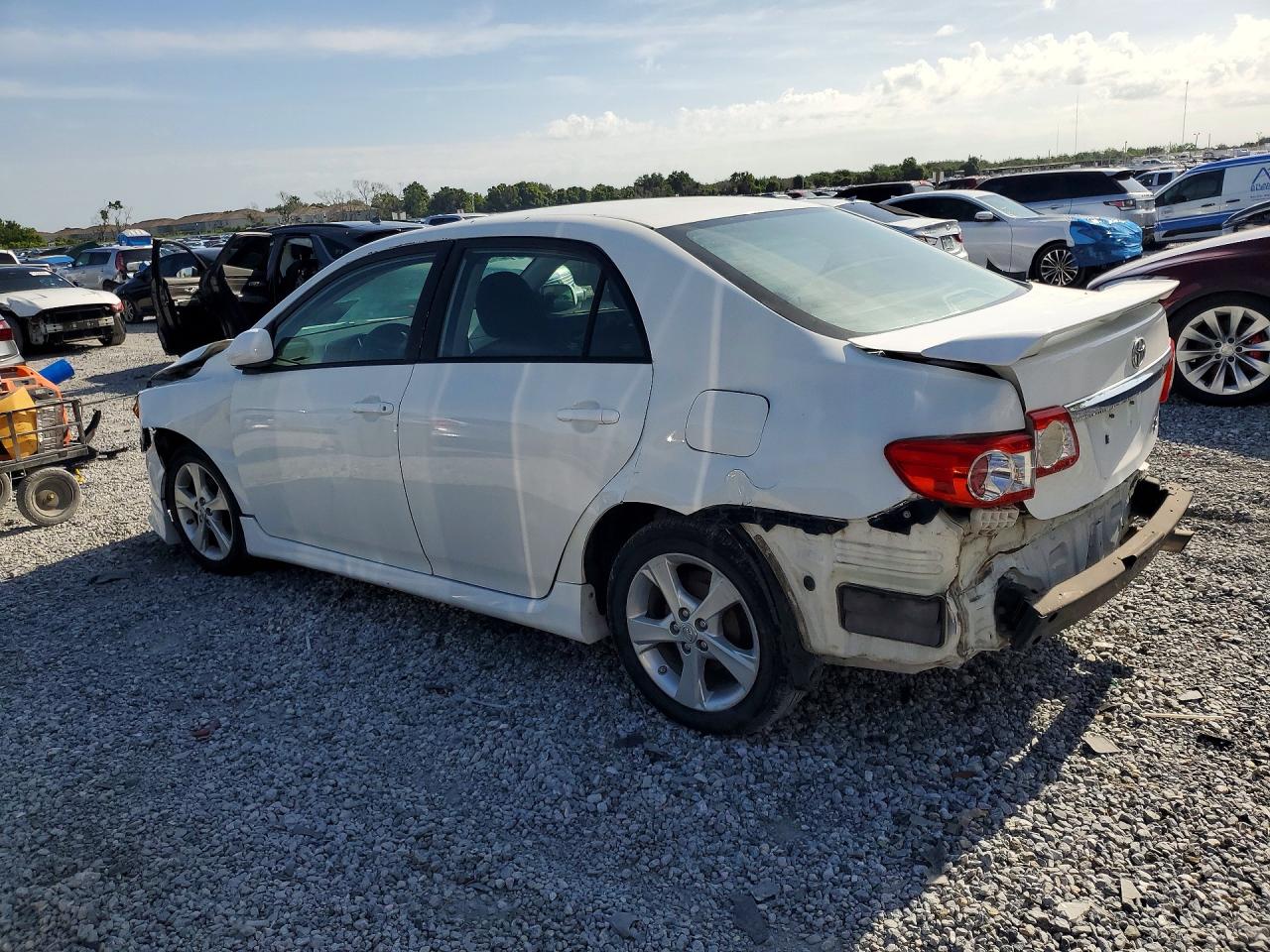 2012 Toyota Corolla S White vin: 5YFBU4EE4CP032811
