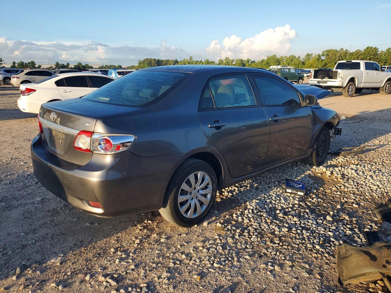 2012 Toyota Corolla Le Gray vin: 5YFBU4EE4CP043131