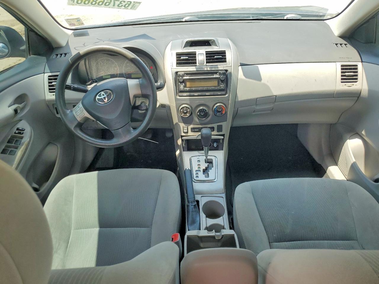 2012 Toyota Corolla Le Gray vin: 5YFBU4EE4CP043131