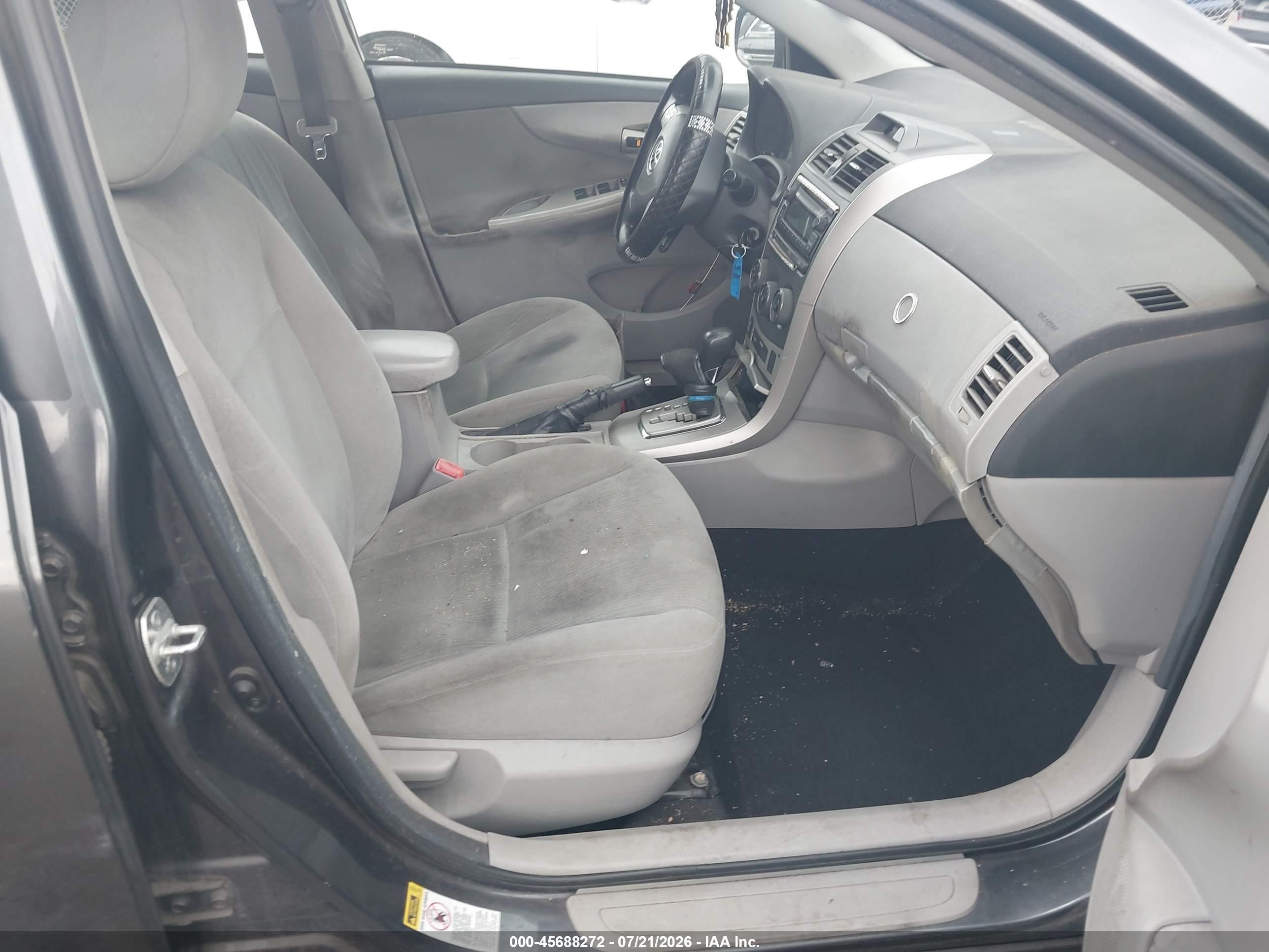 2012 Toyota Corolla Le Gray vin: 5YFBU4EE4CP043209