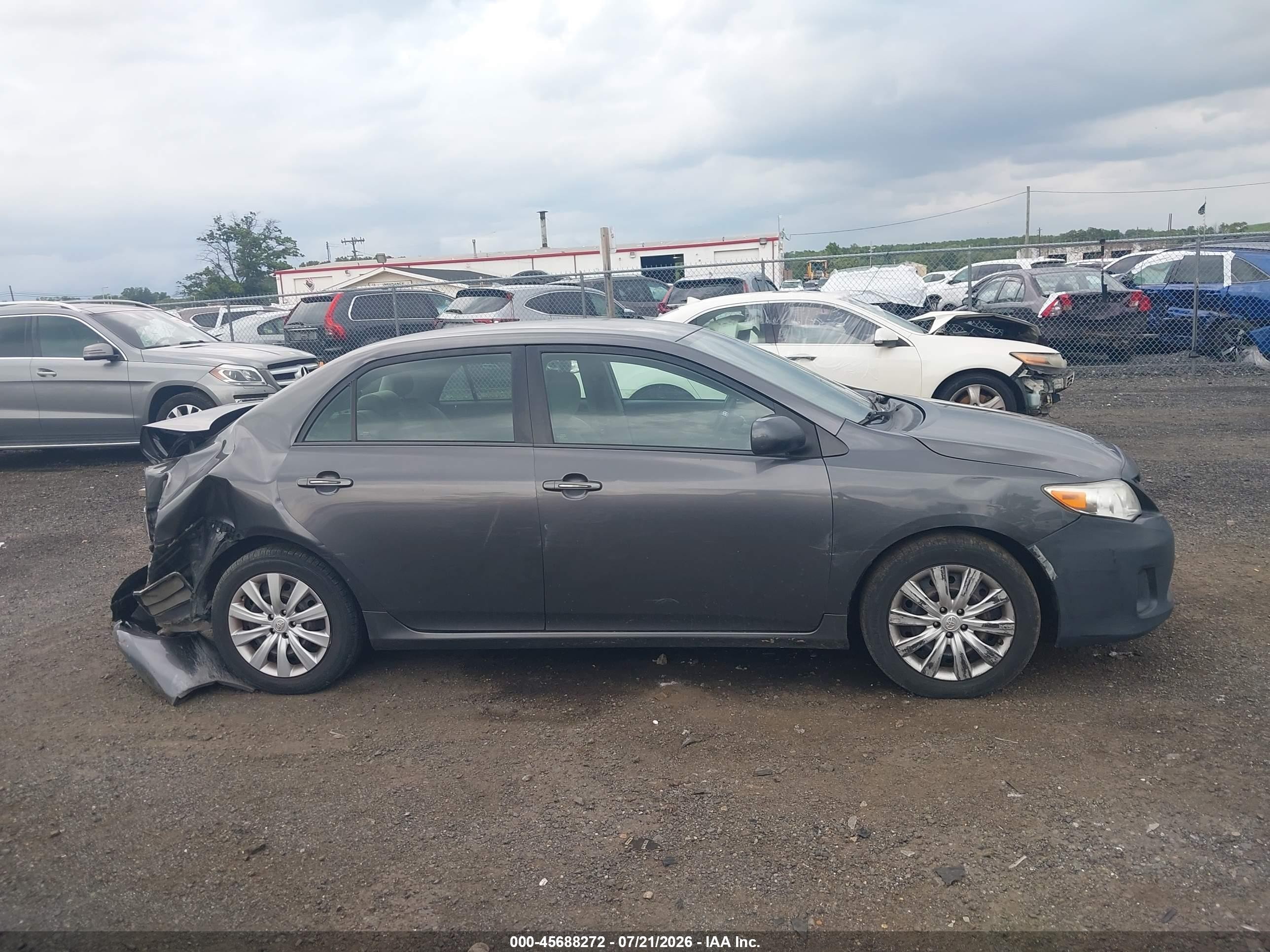 2012 Toyota Corolla Le Gray vin: 5YFBU4EE4CP043209