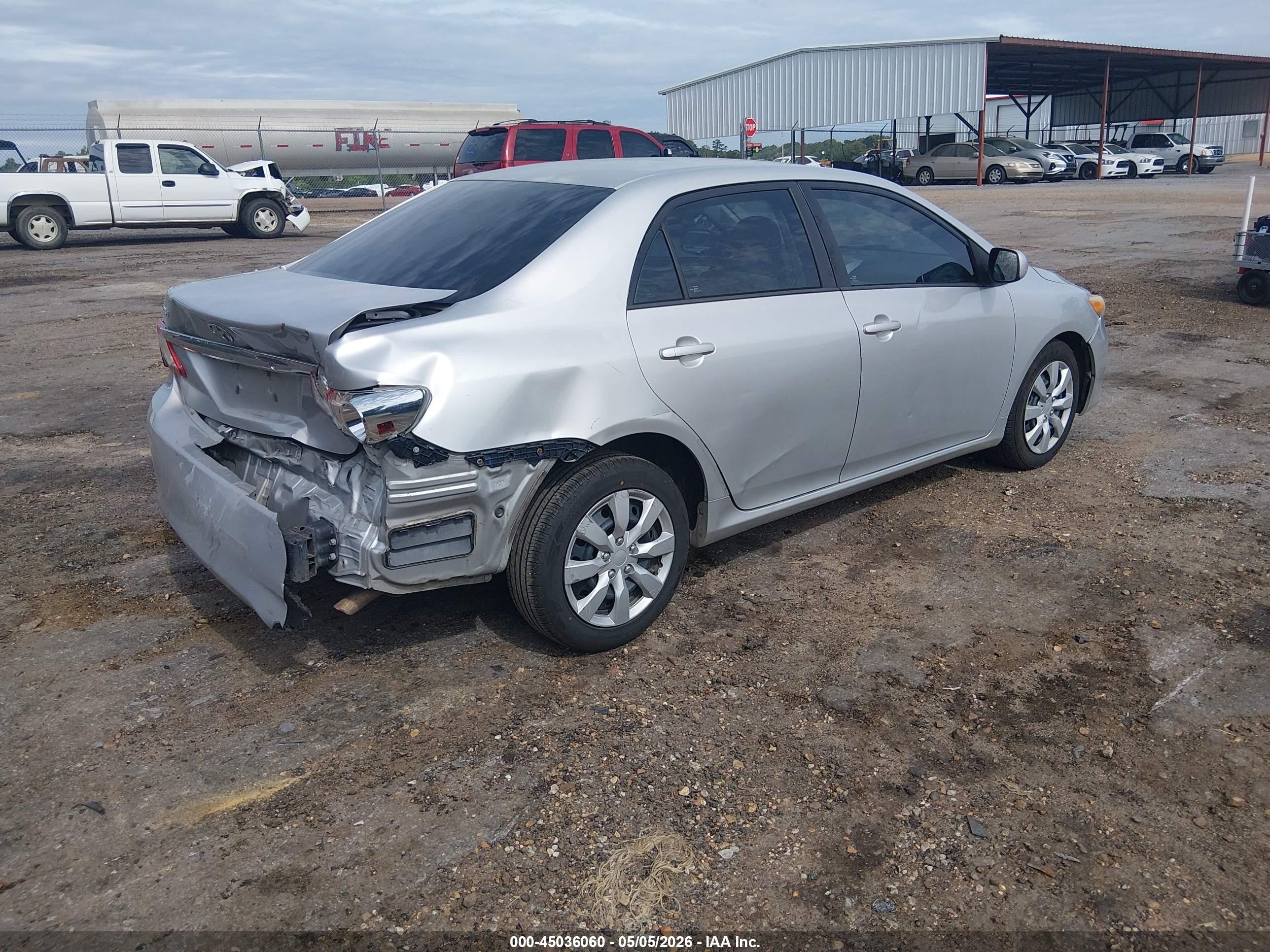 2012 Toyota Corolla Le Silver vin: 5YFBU4EE4CP052167