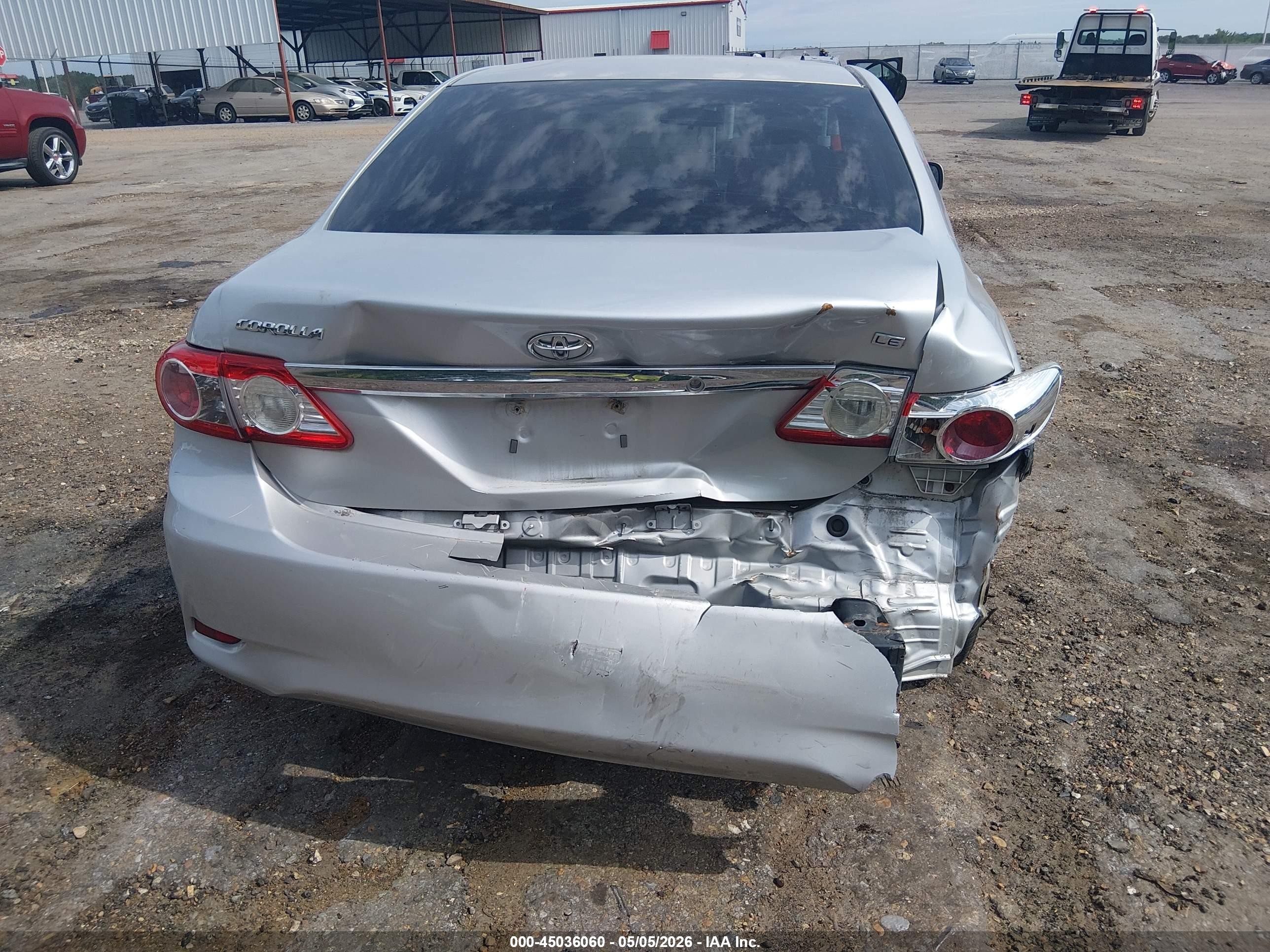 2012 Toyota Corolla Le Silver vin: 5YFBU4EE4CP052167