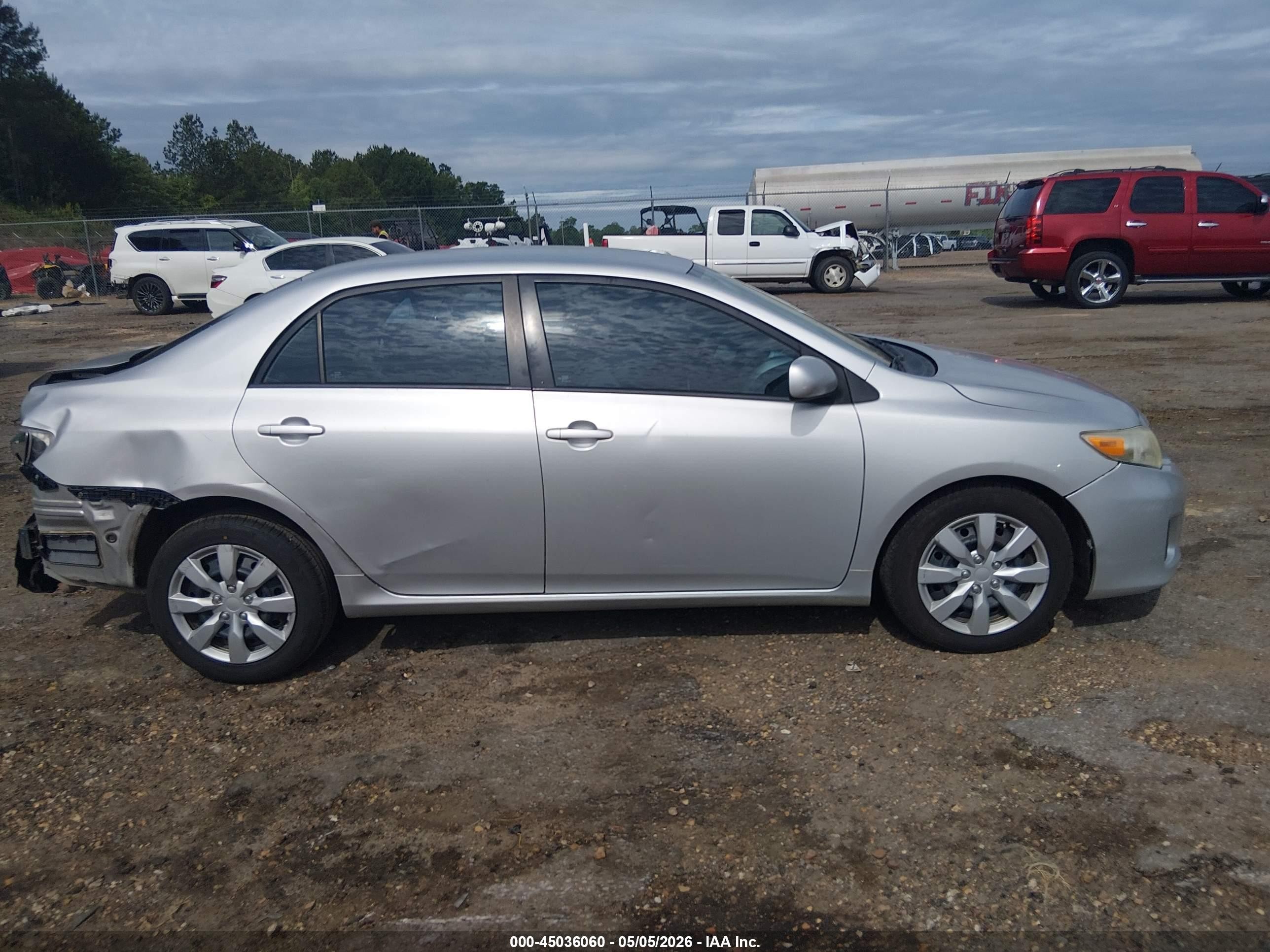 2012 Toyota Corolla Le Silver vin: 5YFBU4EE4CP052167