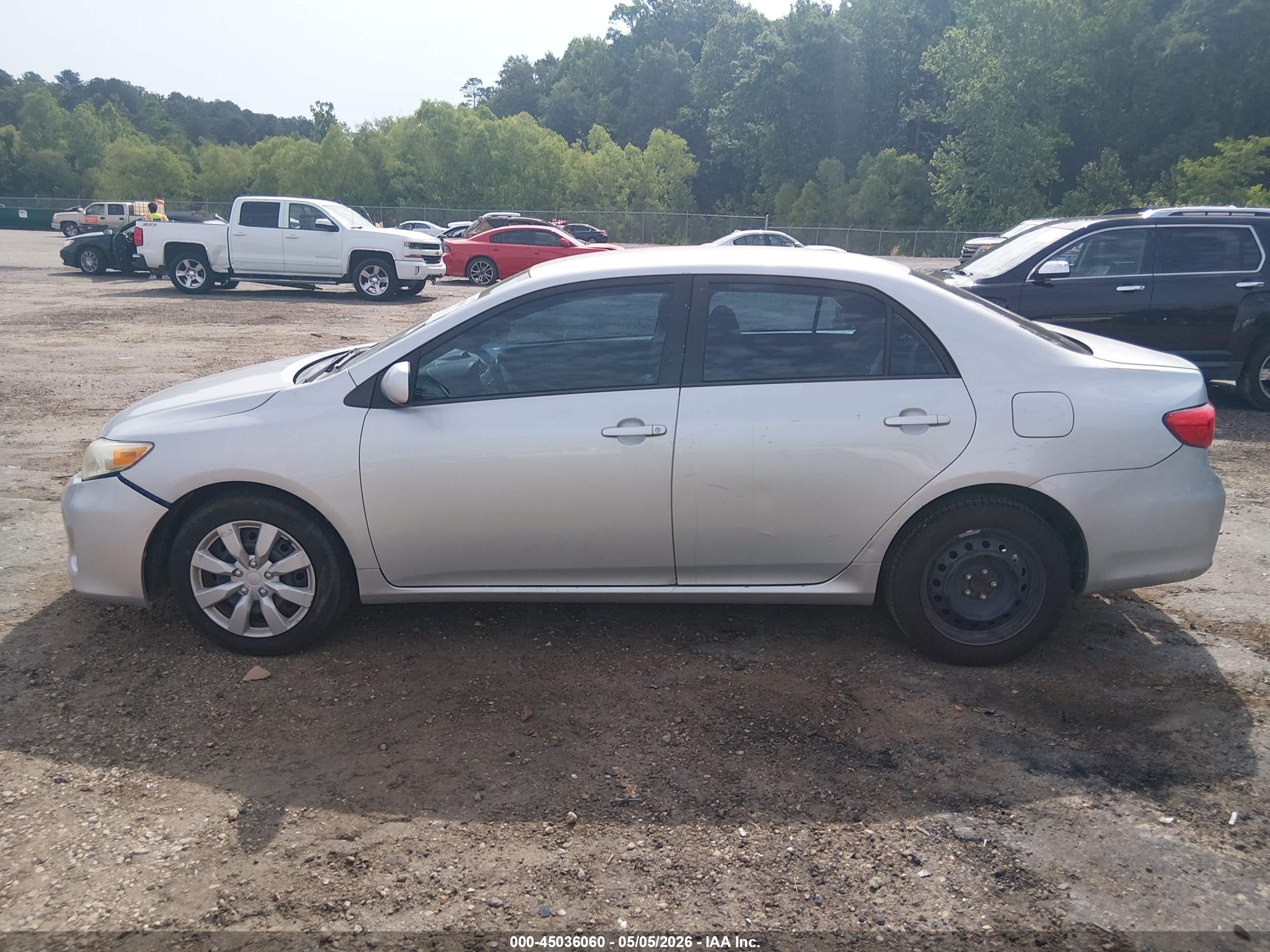 2012 Toyota Corolla Le Silver vin: 5YFBU4EE4CP052167