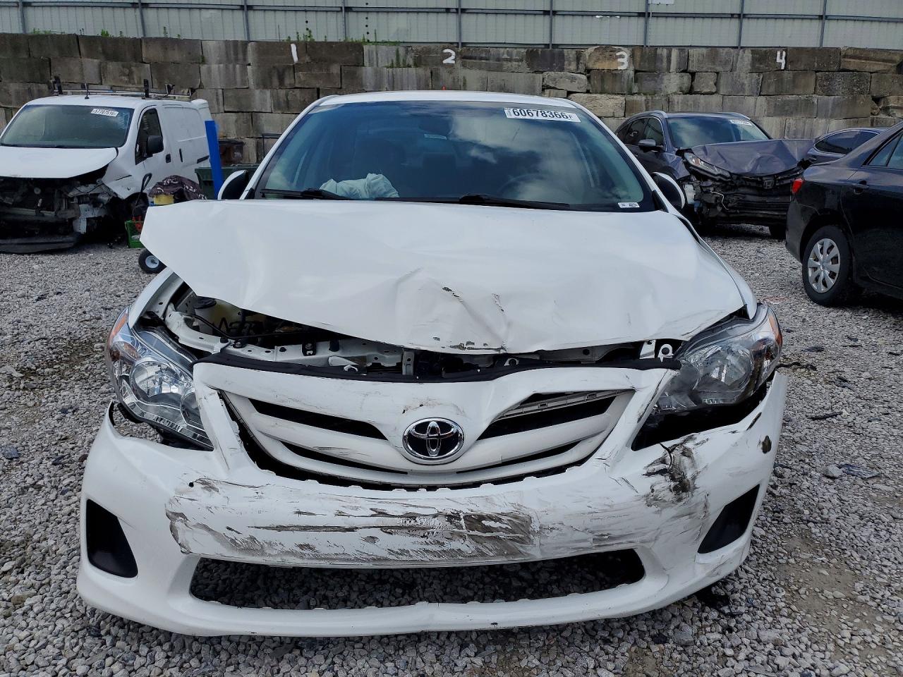 2012 Toyota Corolla L White vin: 5YFBU4EE4CP052671