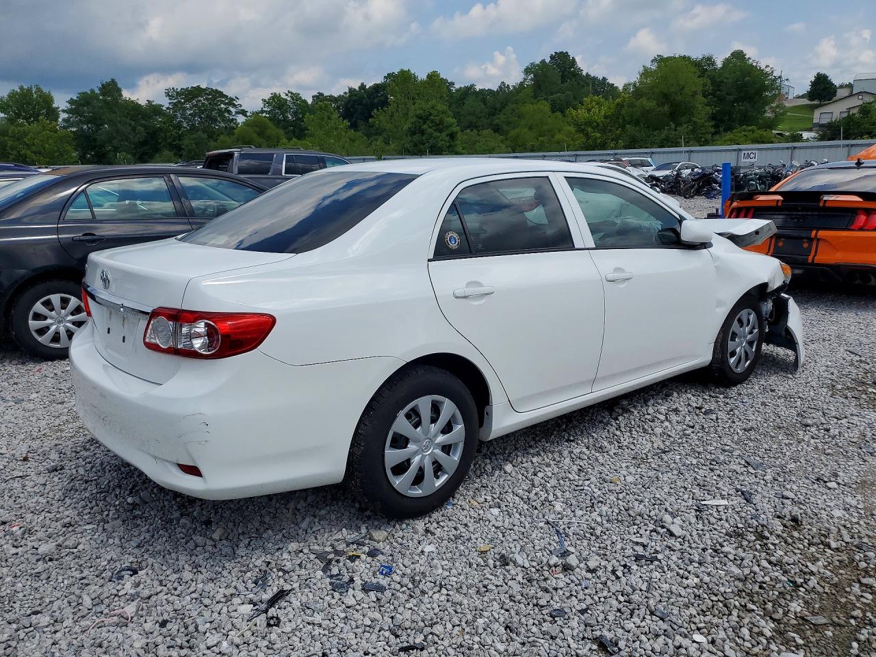 2012 Toyota Corolla L White vin: 5YFBU4EE4CP052671