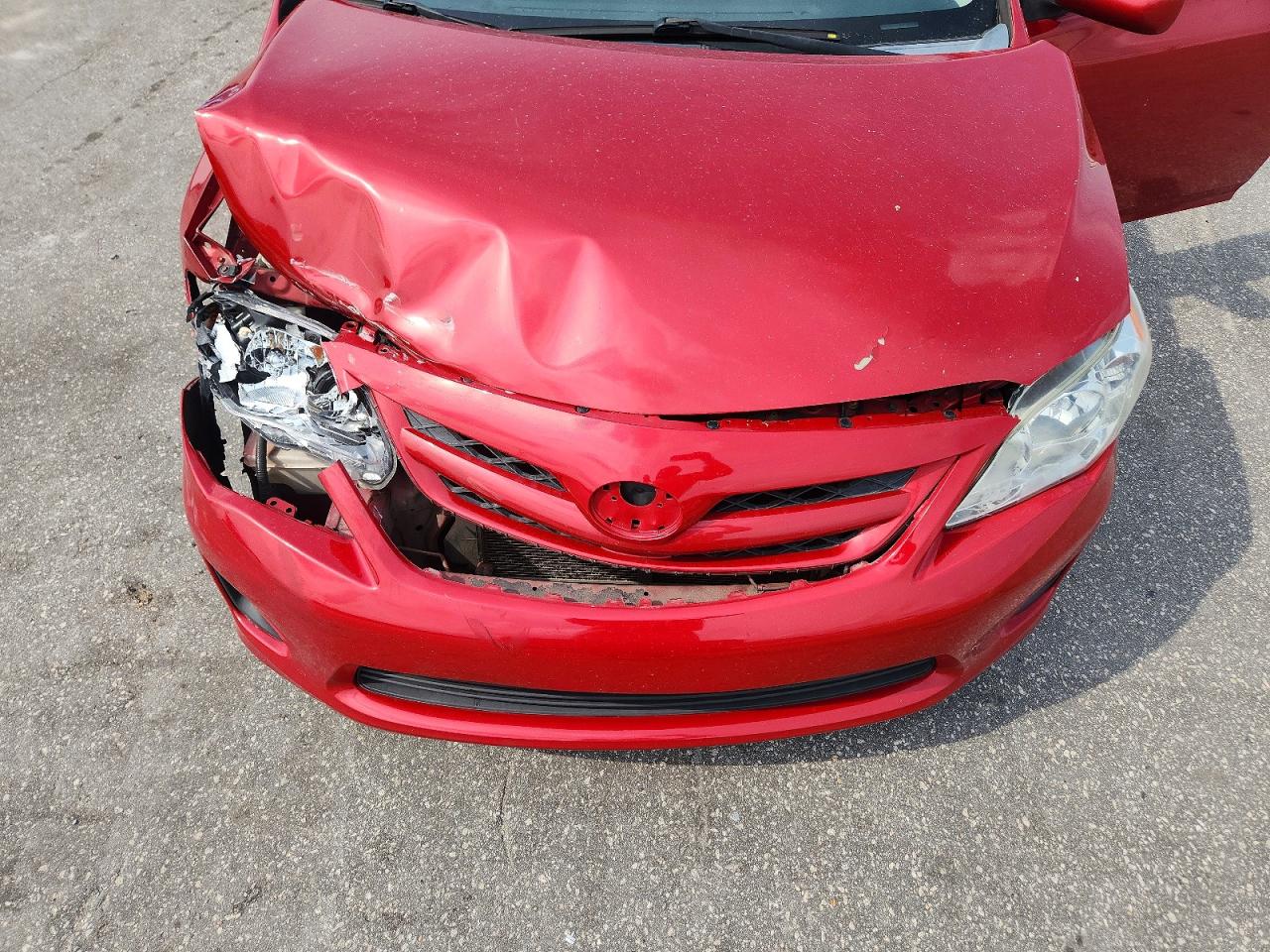 2012 Toyota Corolla Le Burgundy vin: 5YFBU4EE4CP062522