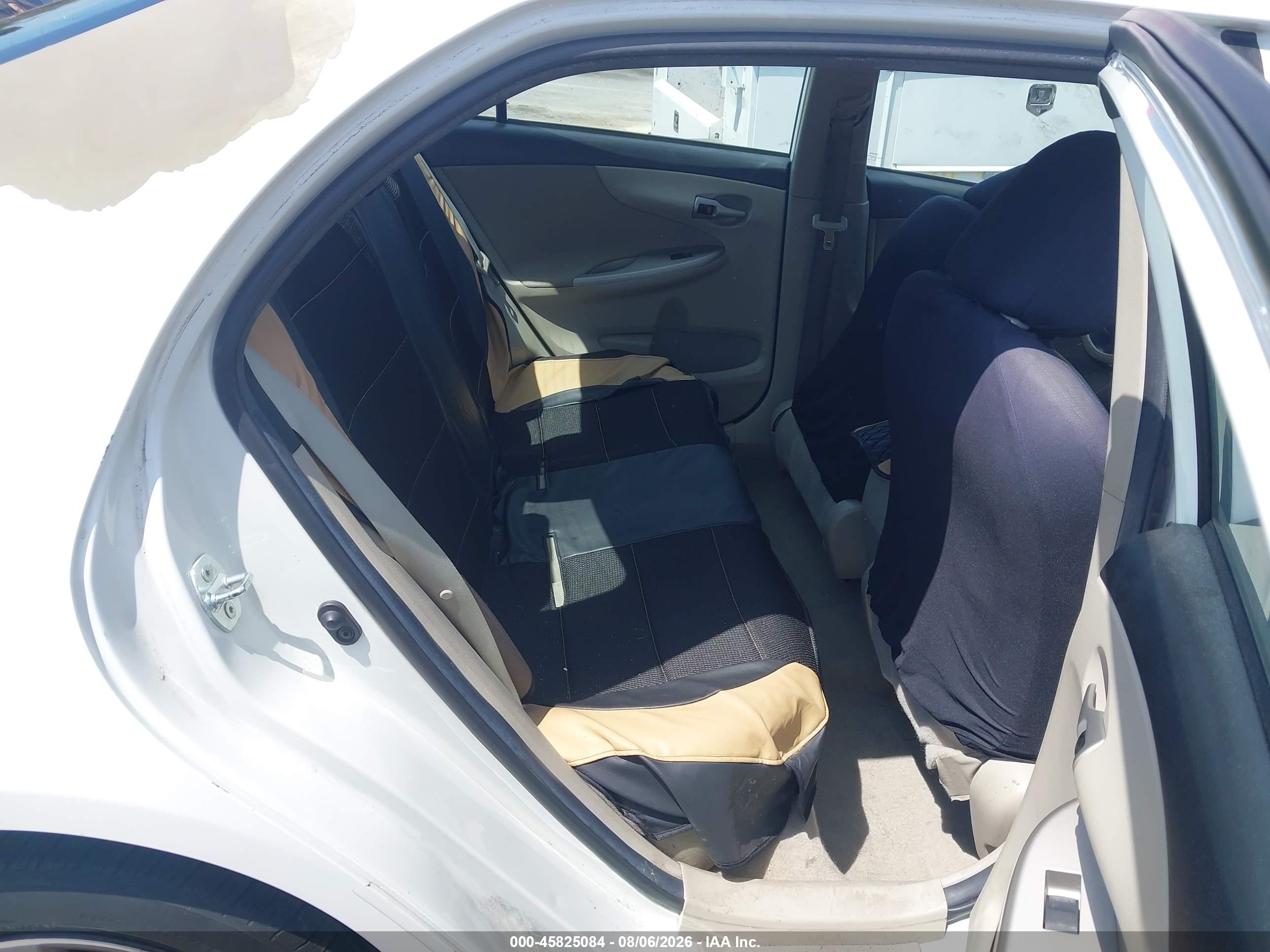 2012 Toyota Corolla Le White vin: 5YFBU4EE4CP066800