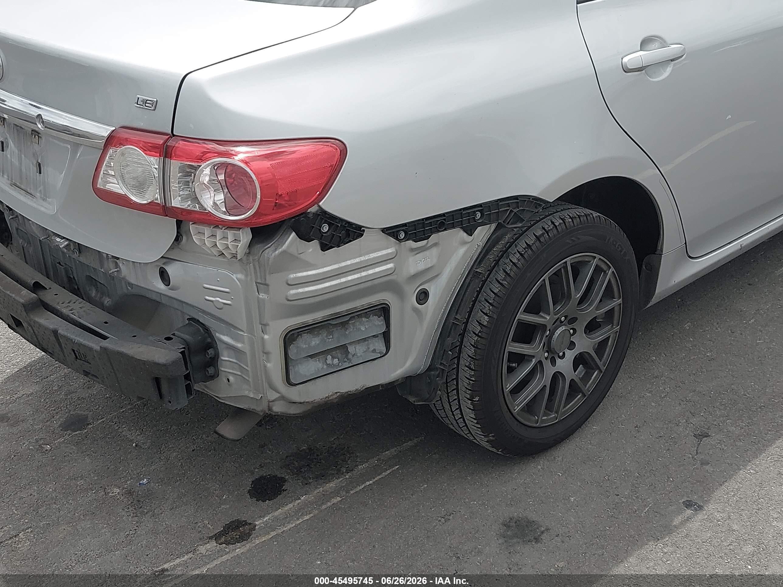 2012 Toyota Corolla Le Silver vin: 5YFBU4EE4CP067557