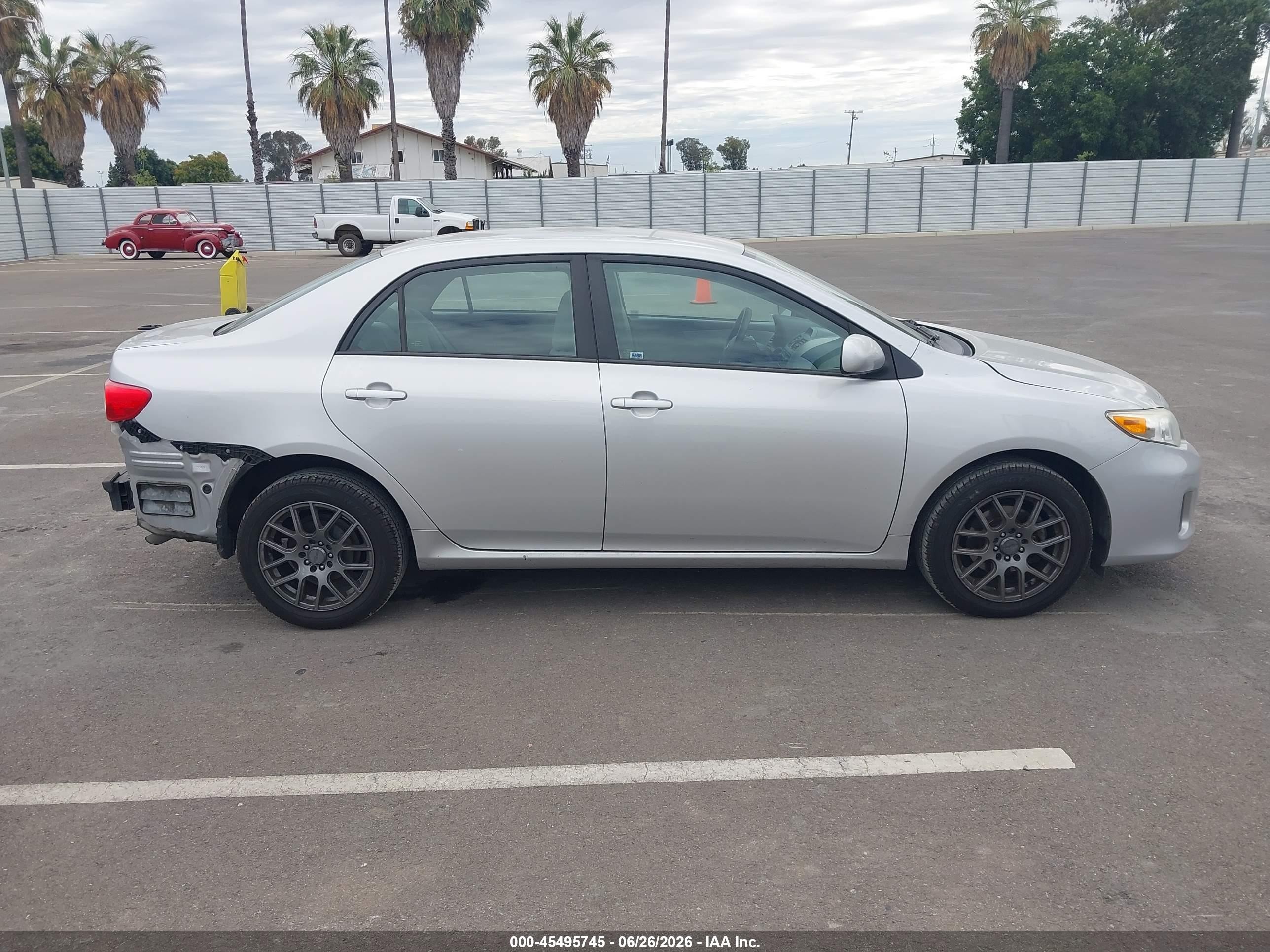 2012 Toyota Corolla Le Silver vin: 5YFBU4EE4CP067557
