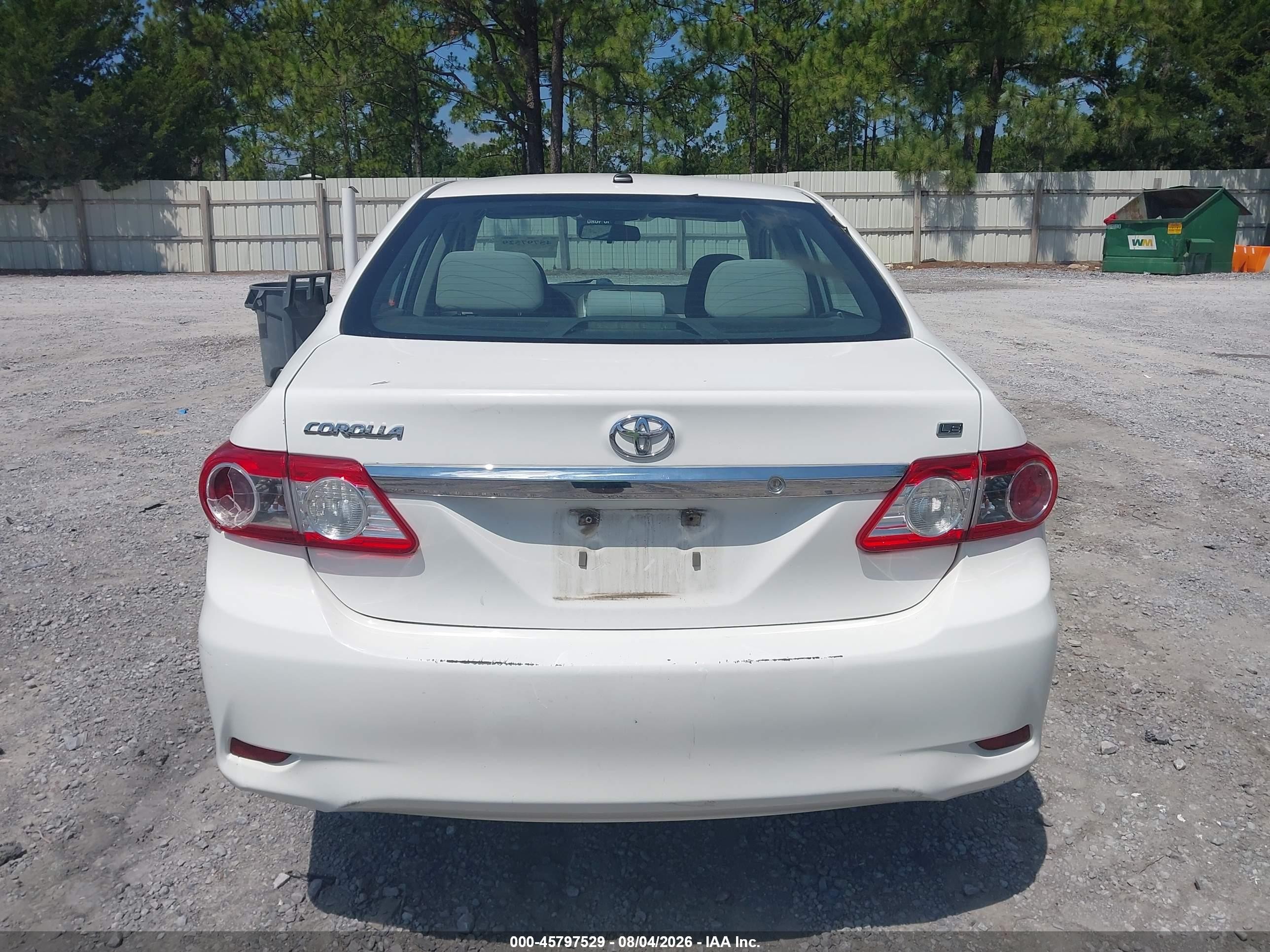 2012 Toyota Corolla Le White vin: 5YFBU4EE4CP070183