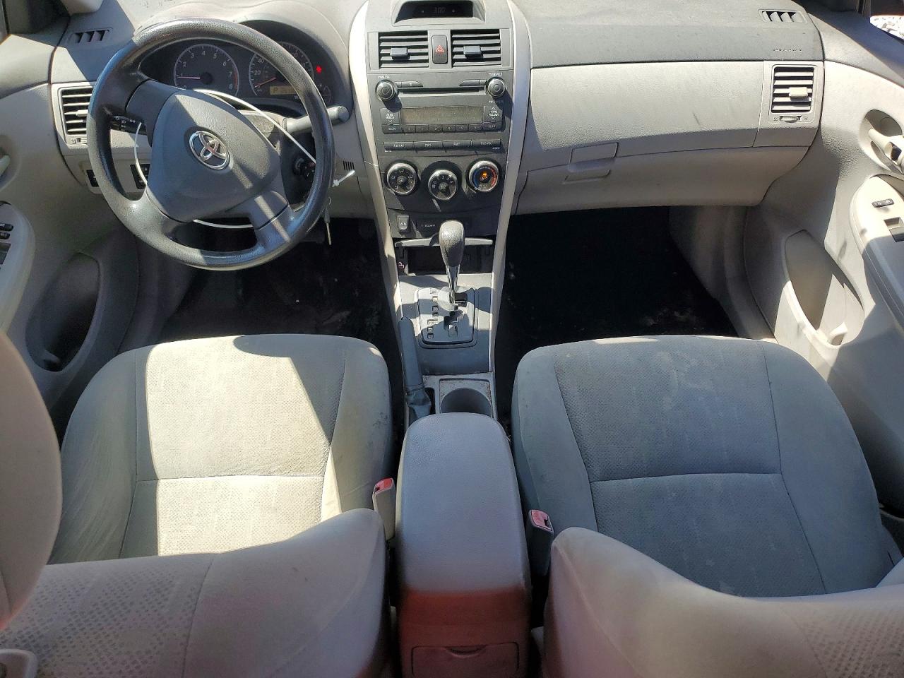 2013 Toyota Corolla L Red vin: 5YFBU4EE4DP080598