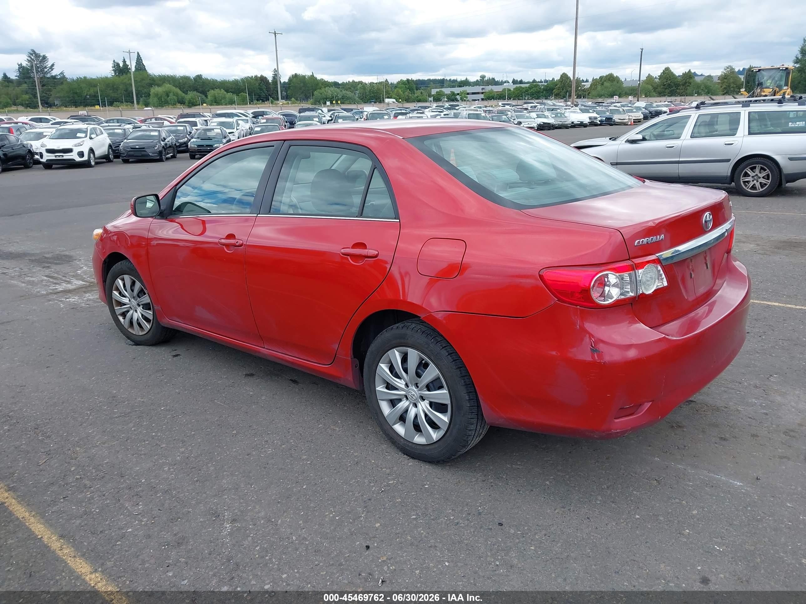 2013 Toyota Corolla Le Red vin: 5YFBU4EE4DP081959