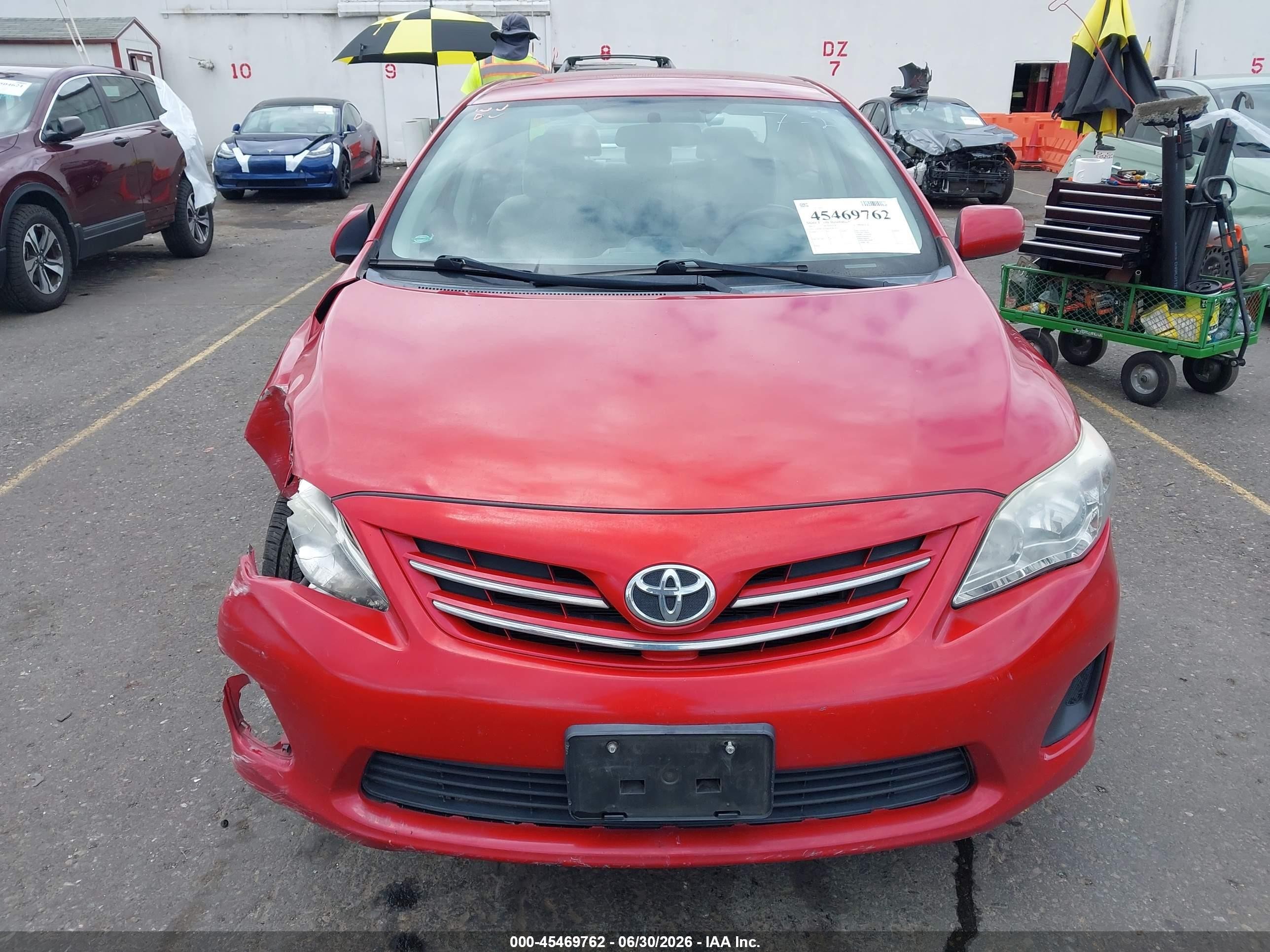 2013 Toyota Corolla Le Red vin: 5YFBU4EE4DP081959
