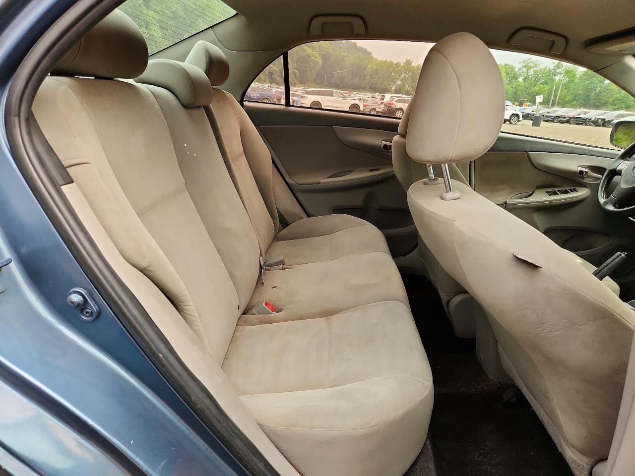 2013 Toyota Corolla L Blue vin: 5YFBU4EE4DP084134
