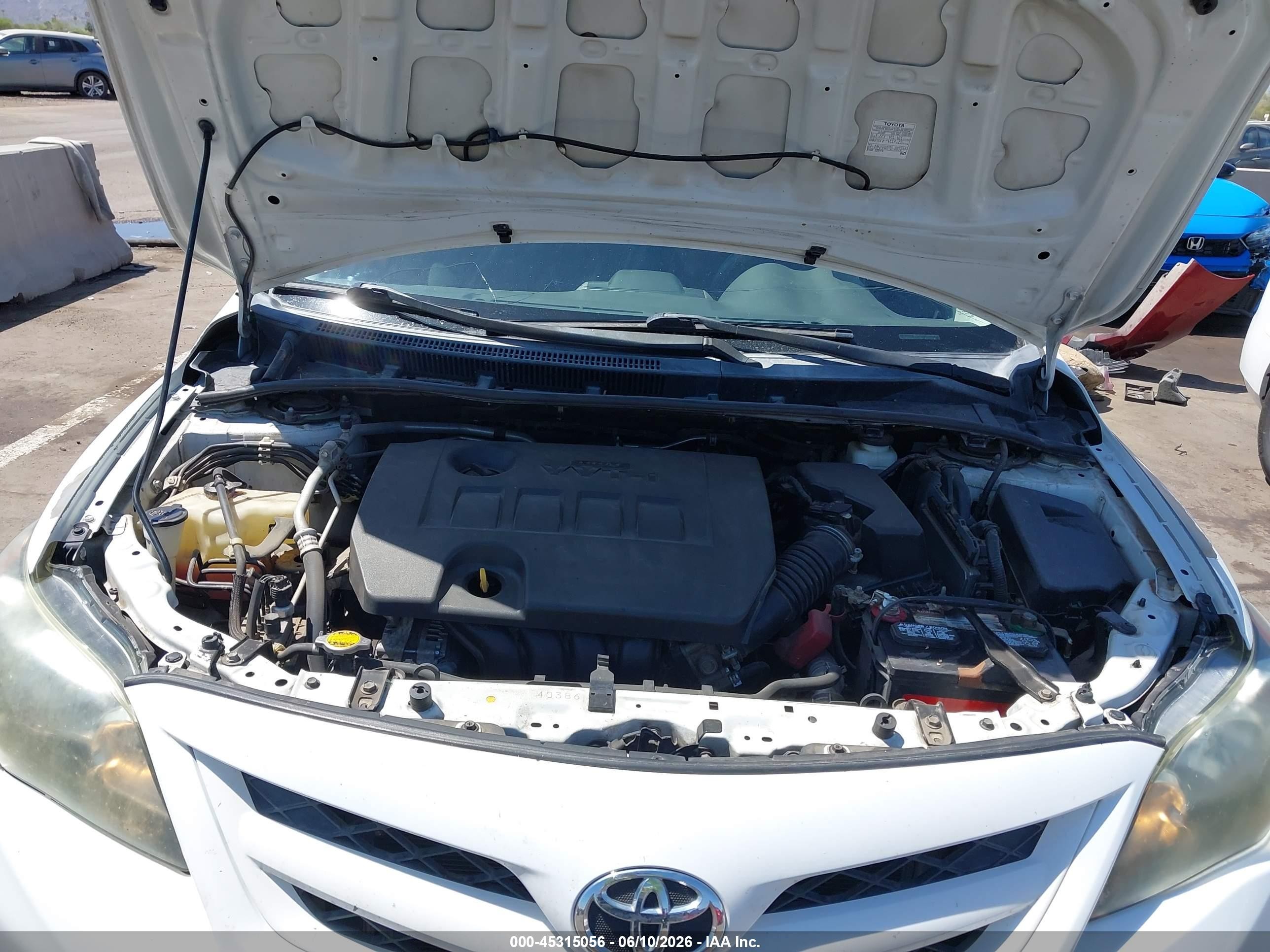 2013 Toyota Corolla S White vin: 5YFBU4EE4DP091259