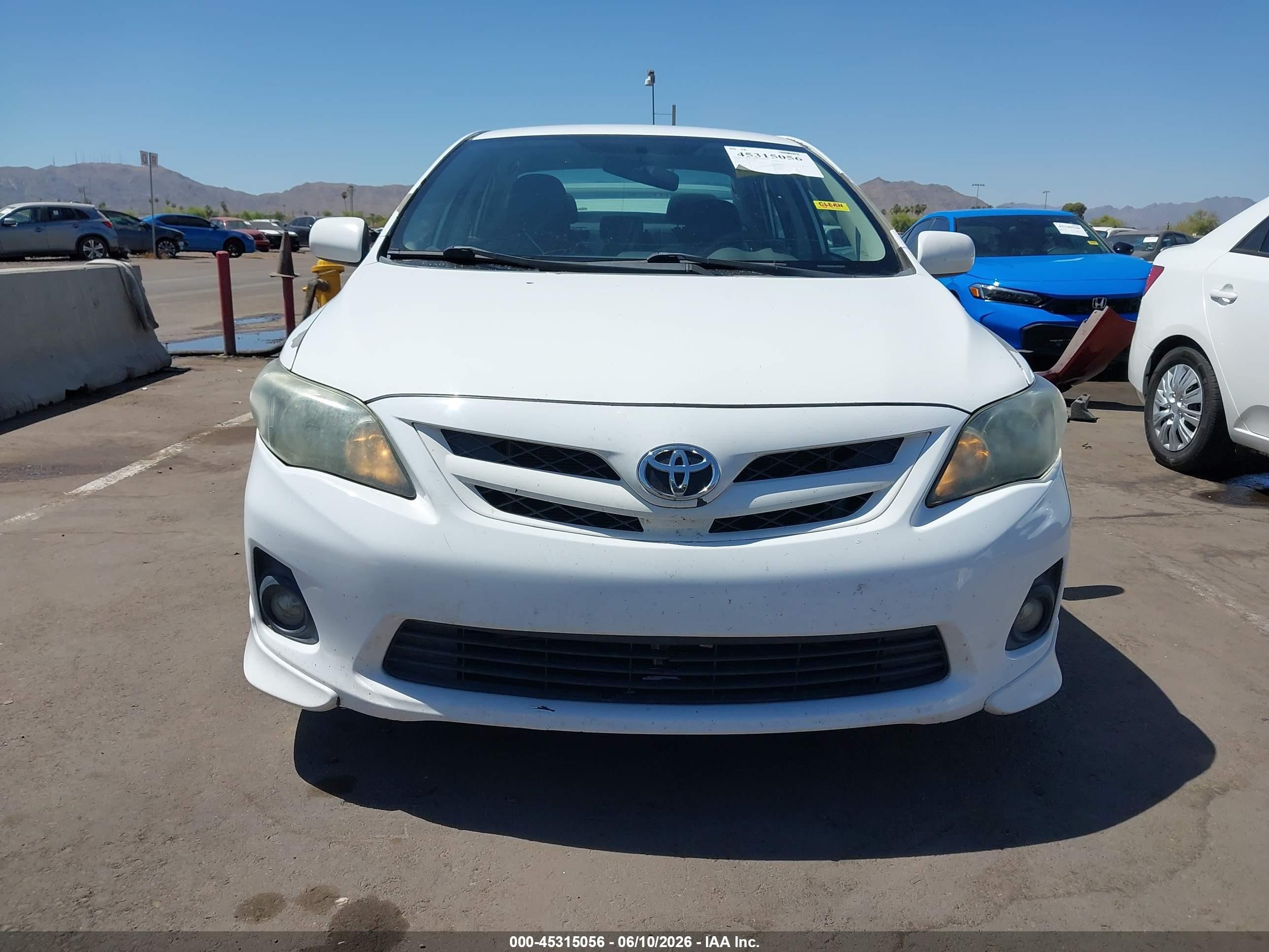 2013 Toyota Corolla S White vin: 5YFBU4EE4DP091259