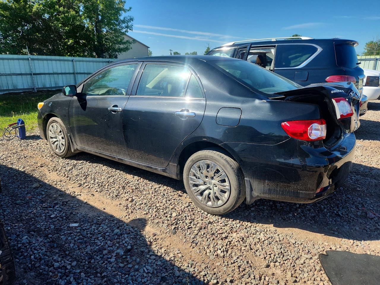 2013 Toyota Corolla Le Black vin: 5YFBU4EE4DP097871