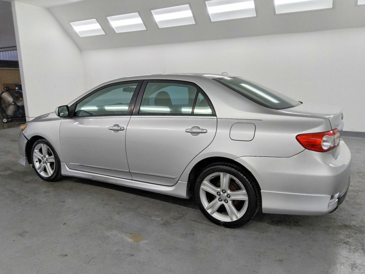 2013 Toyota Corolla S Silver vin: 5YFBU4EE4DP099409