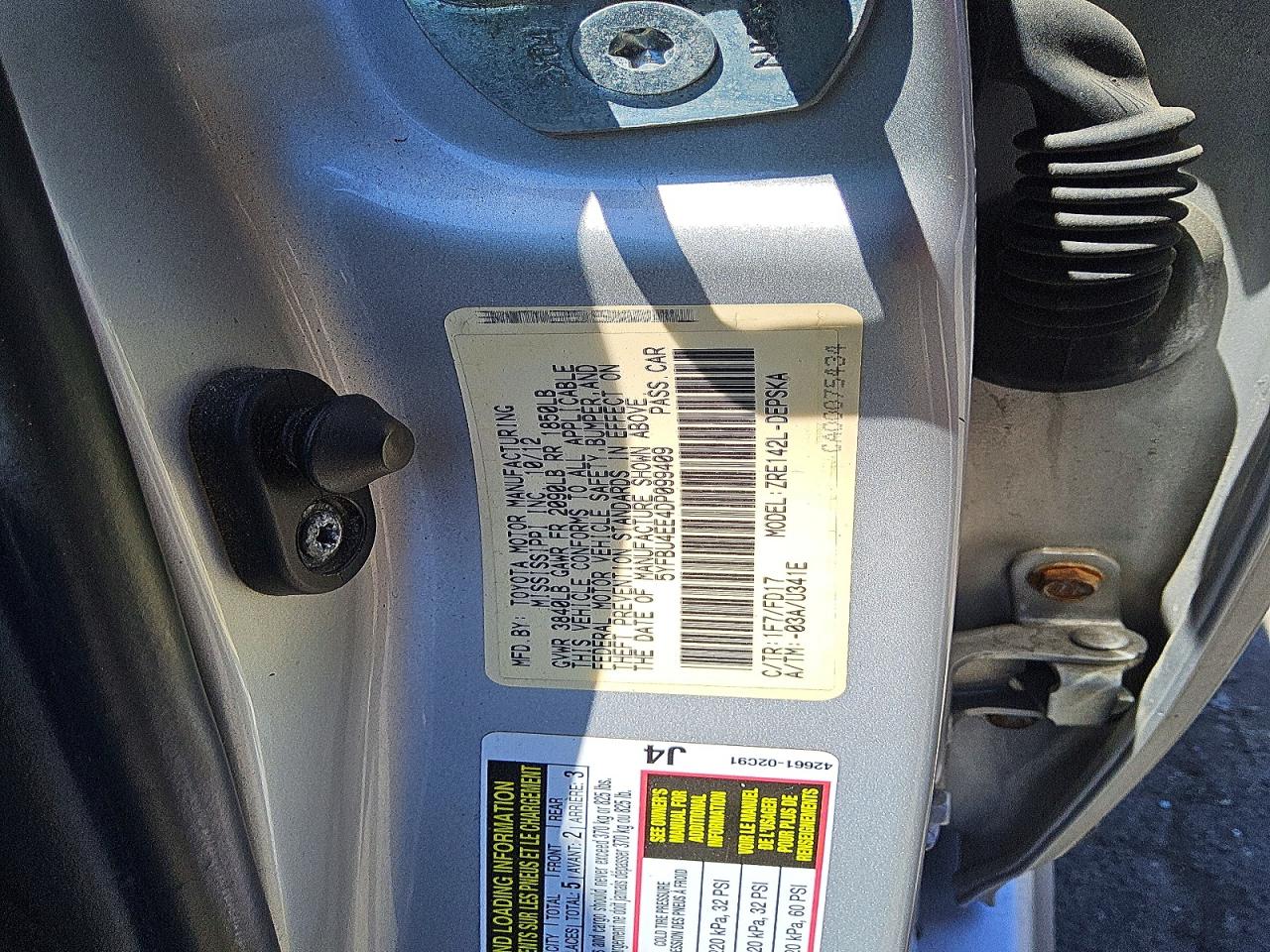 2013 Toyota Corolla S Silver vin: 5YFBU4EE4DP099409