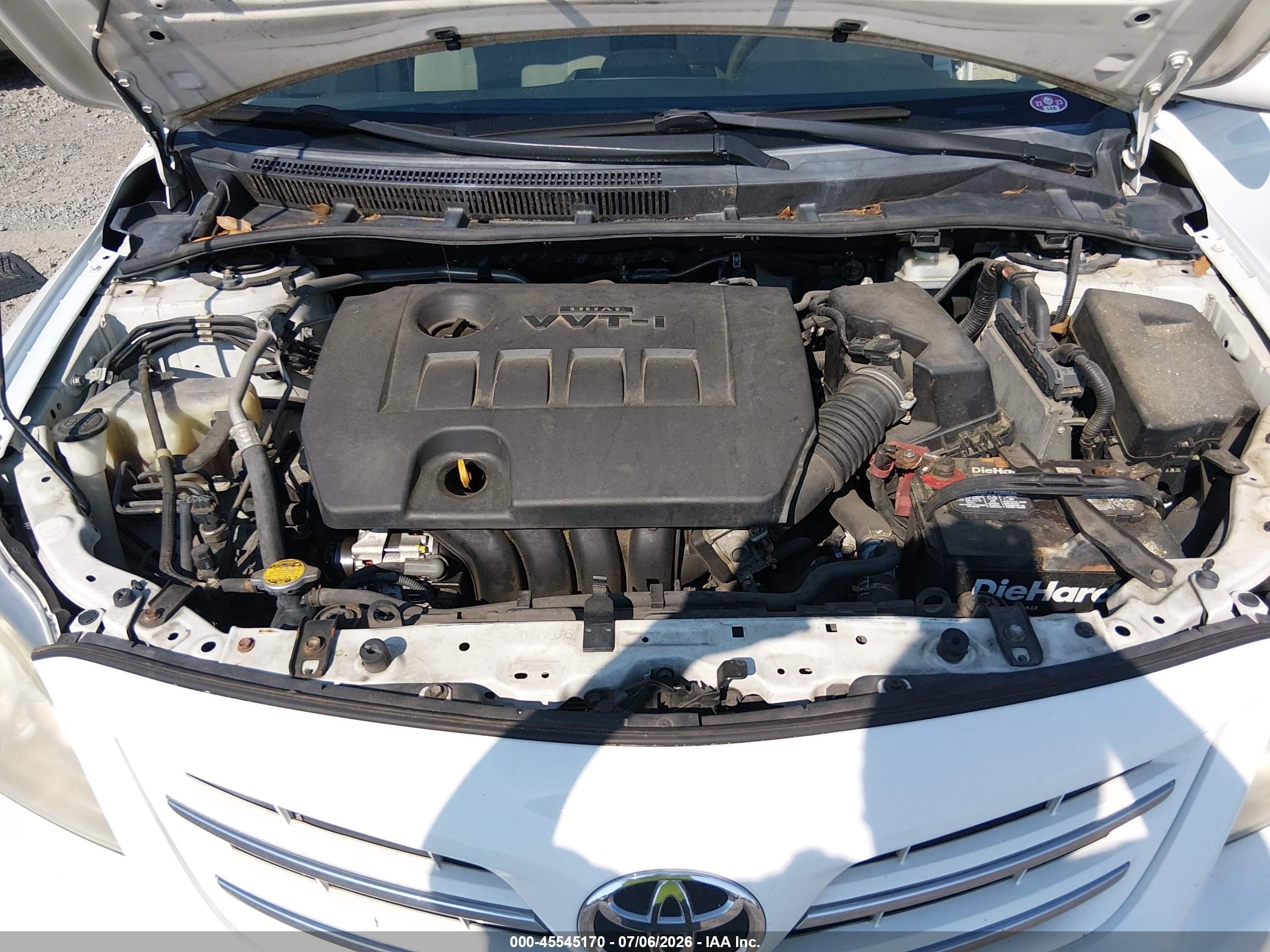 2013 Toyota Corolla Le Белый vin: 5YFBU4EE4DP106777