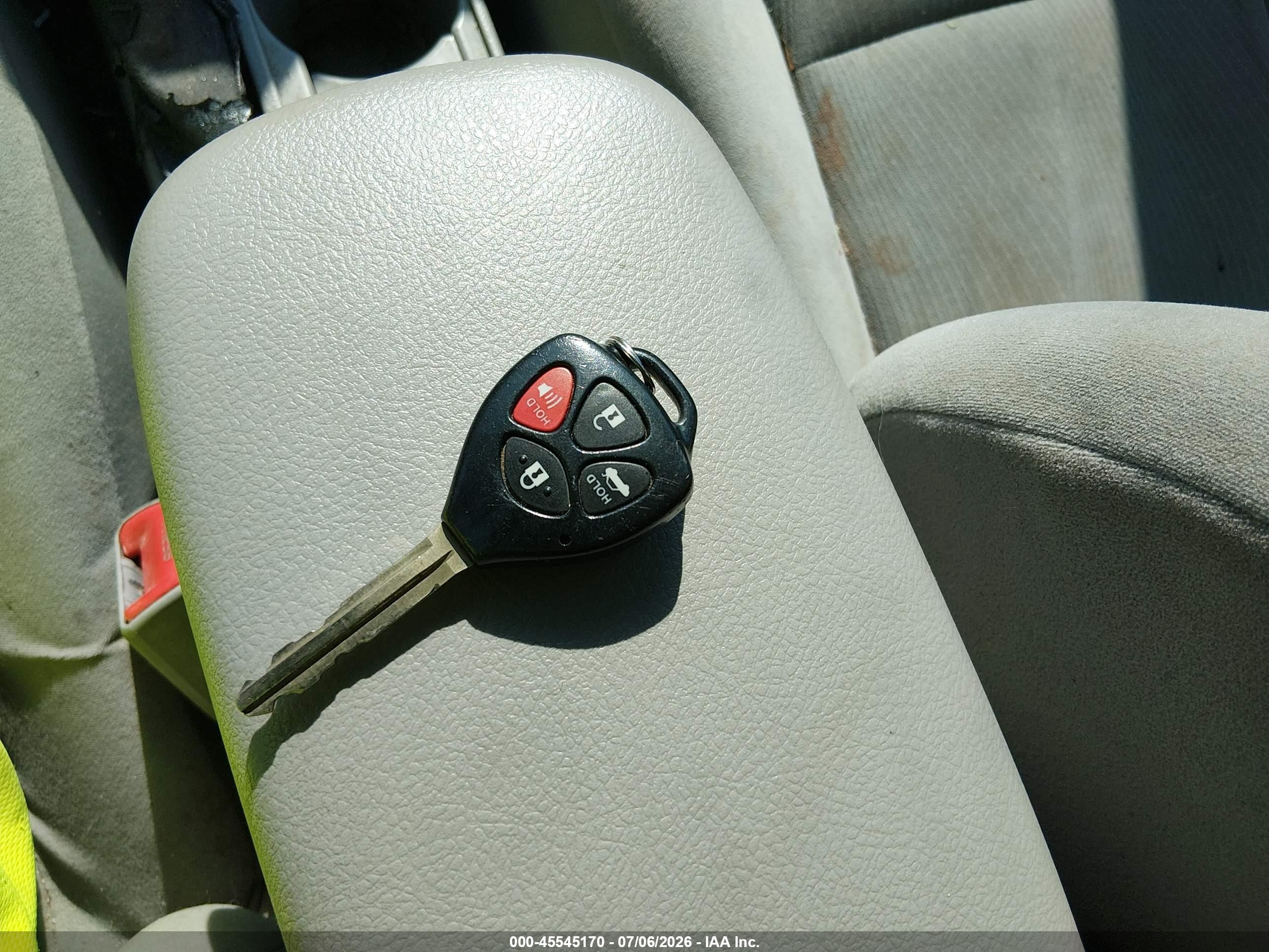 2013 Toyota Corolla Le Белый vin: 5YFBU4EE4DP106777