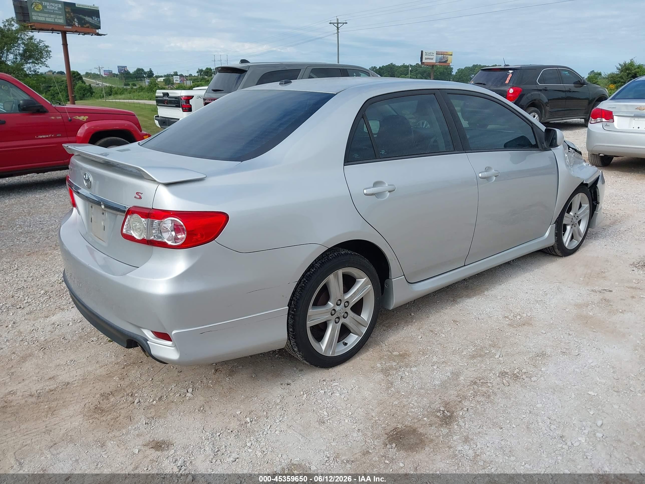 2013 Toyota Corolla S Серебряный vin: 5YFBU4EE4DP121229