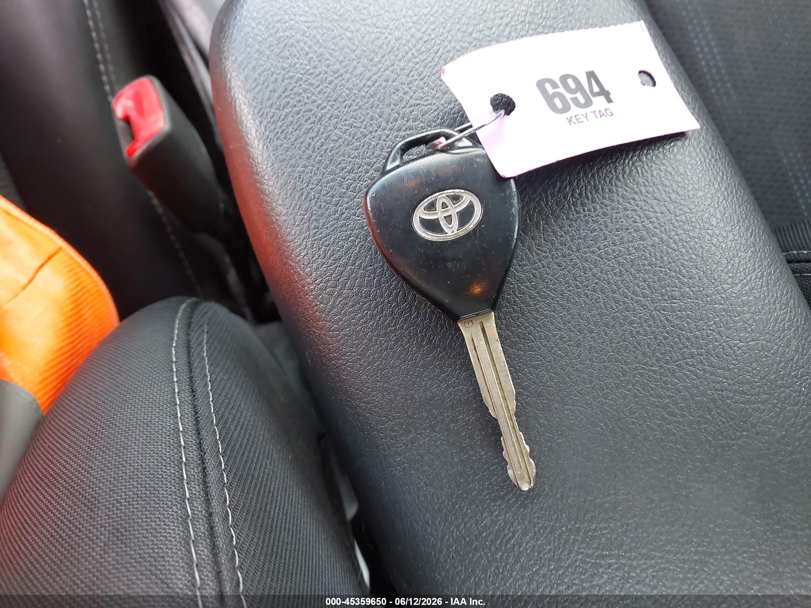 2013 Toyota Corolla S Серебряный vin: 5YFBU4EE4DP121229