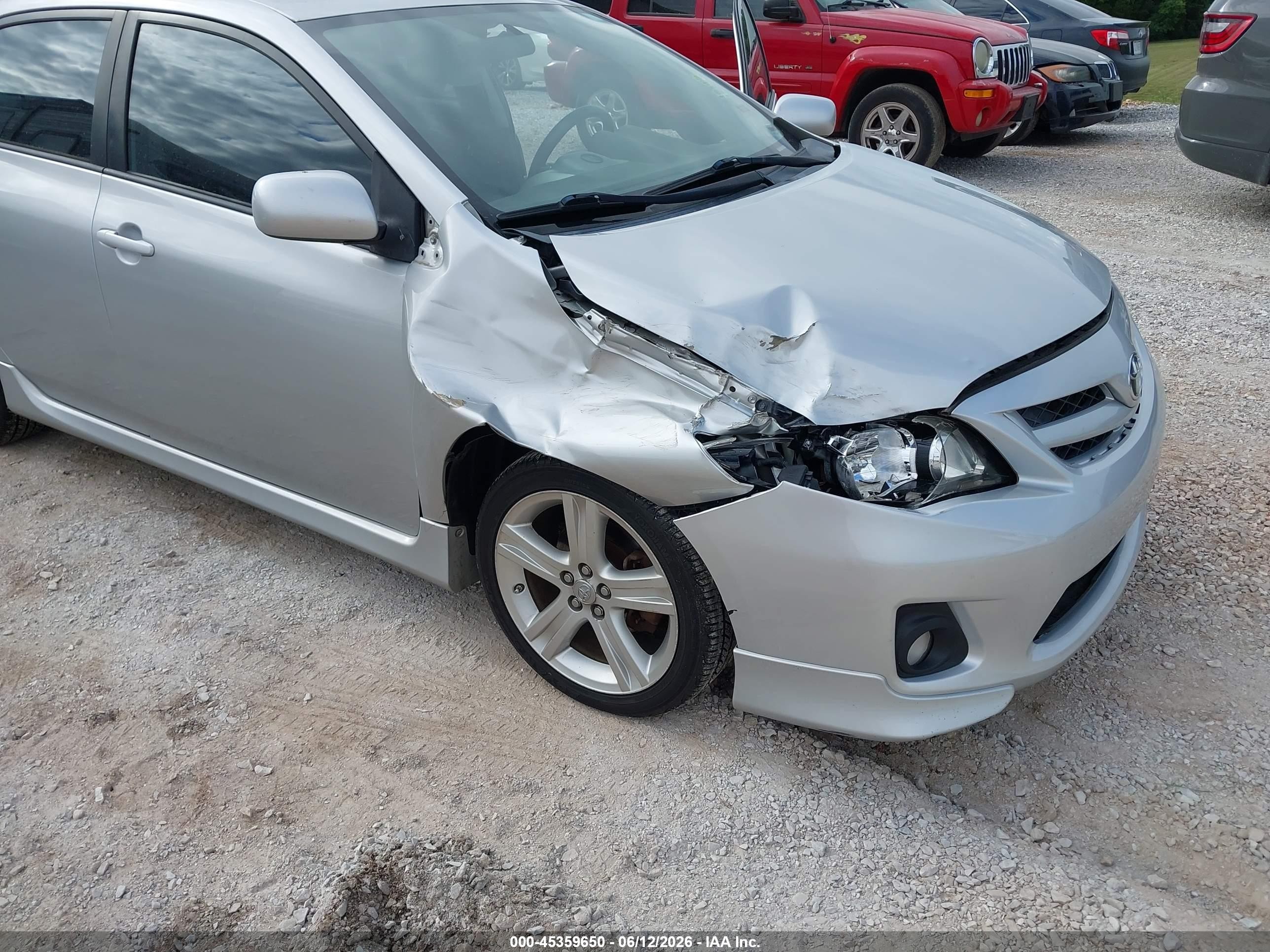 2013 Toyota Corolla S Серебряный vin: 5YFBU4EE4DP121229
