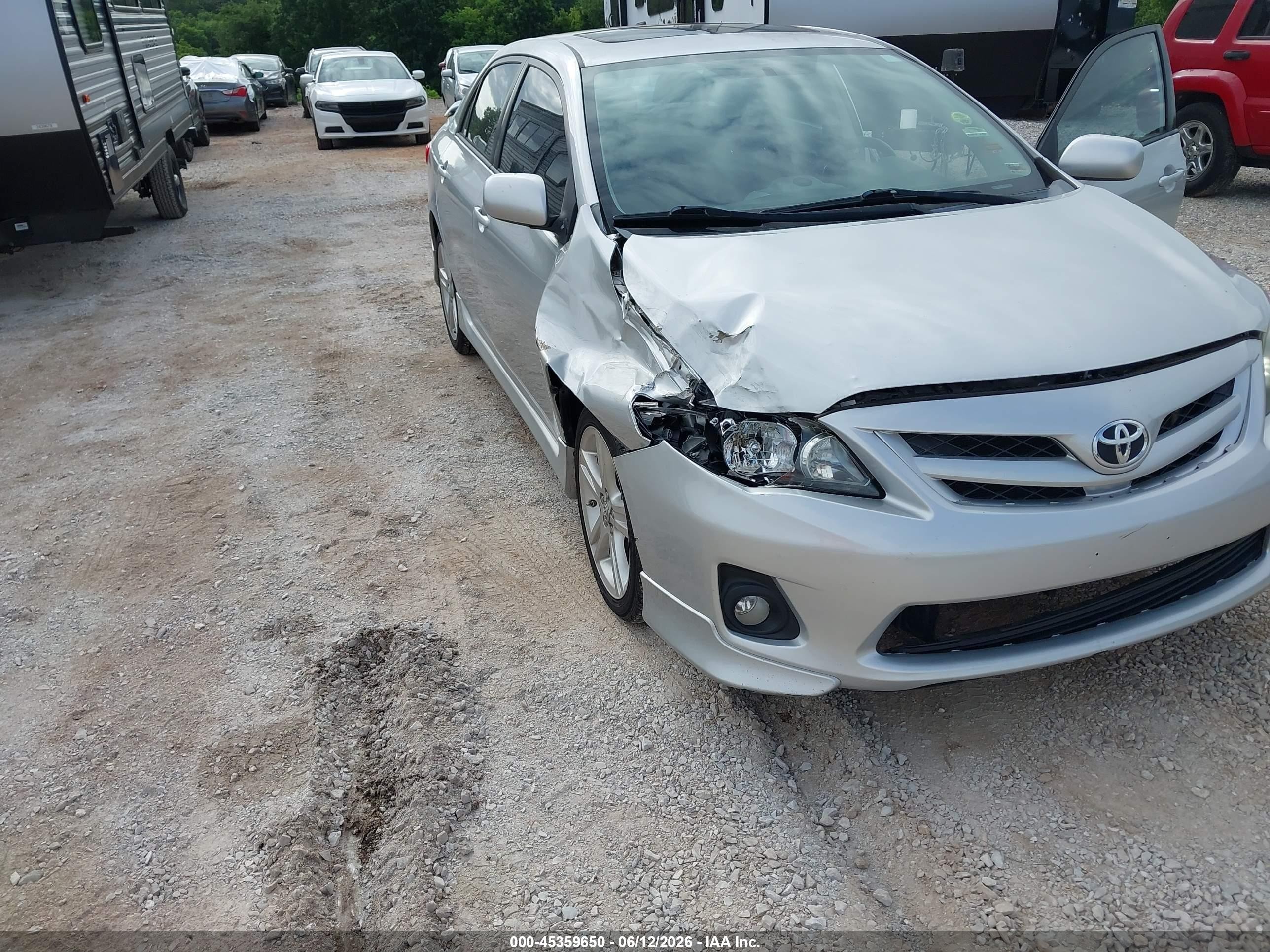 2013 Toyota Corolla S Серебряный vin: 5YFBU4EE4DP121229