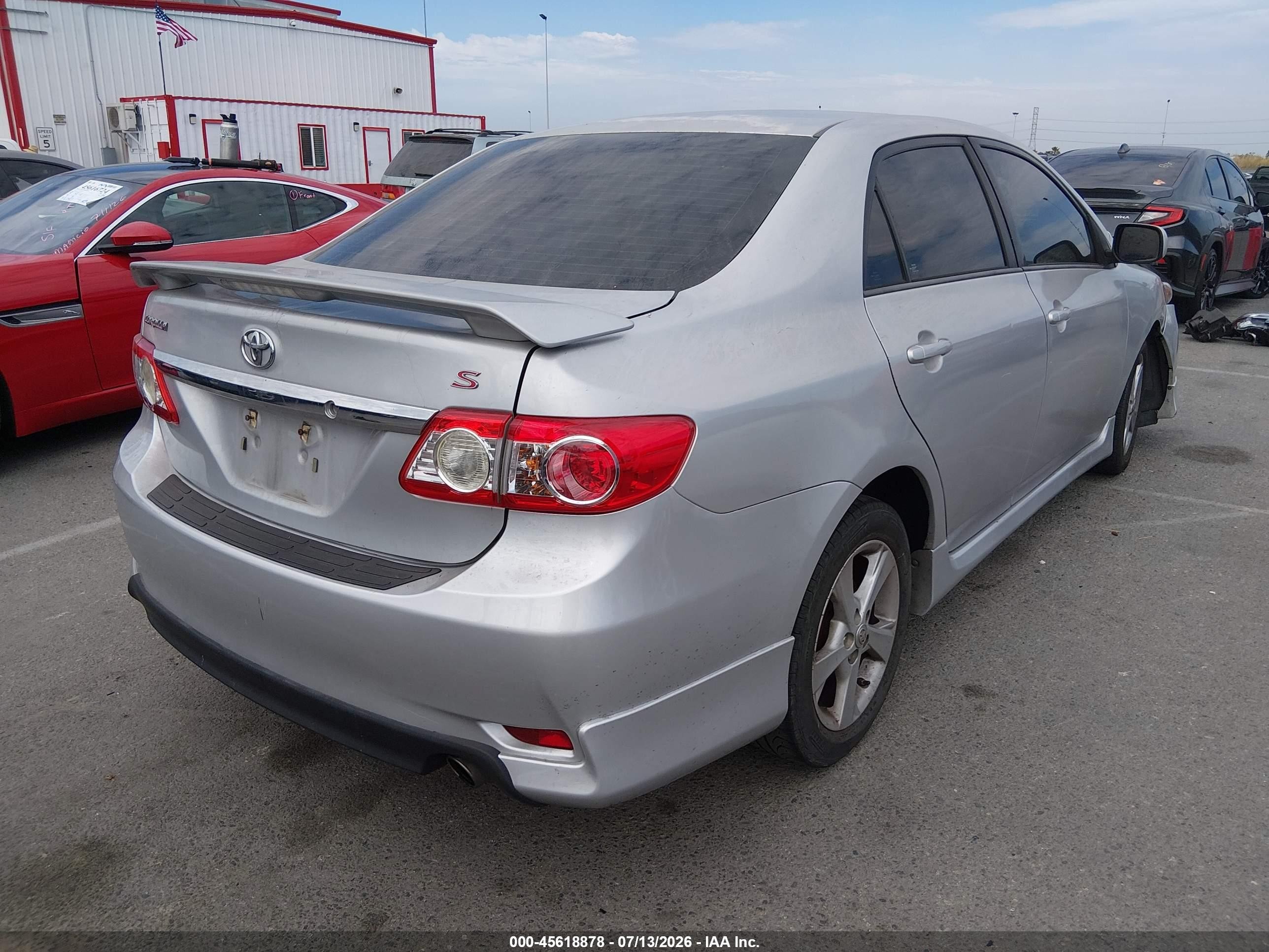2013 Toyota Corolla S Silver vin: 5YFBU4EE4DP123577
