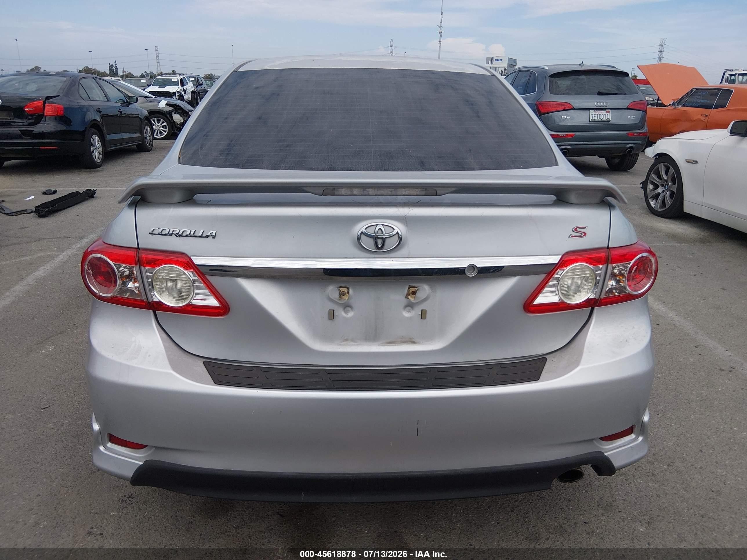 2013 Toyota Corolla S Silver vin: 5YFBU4EE4DP123577