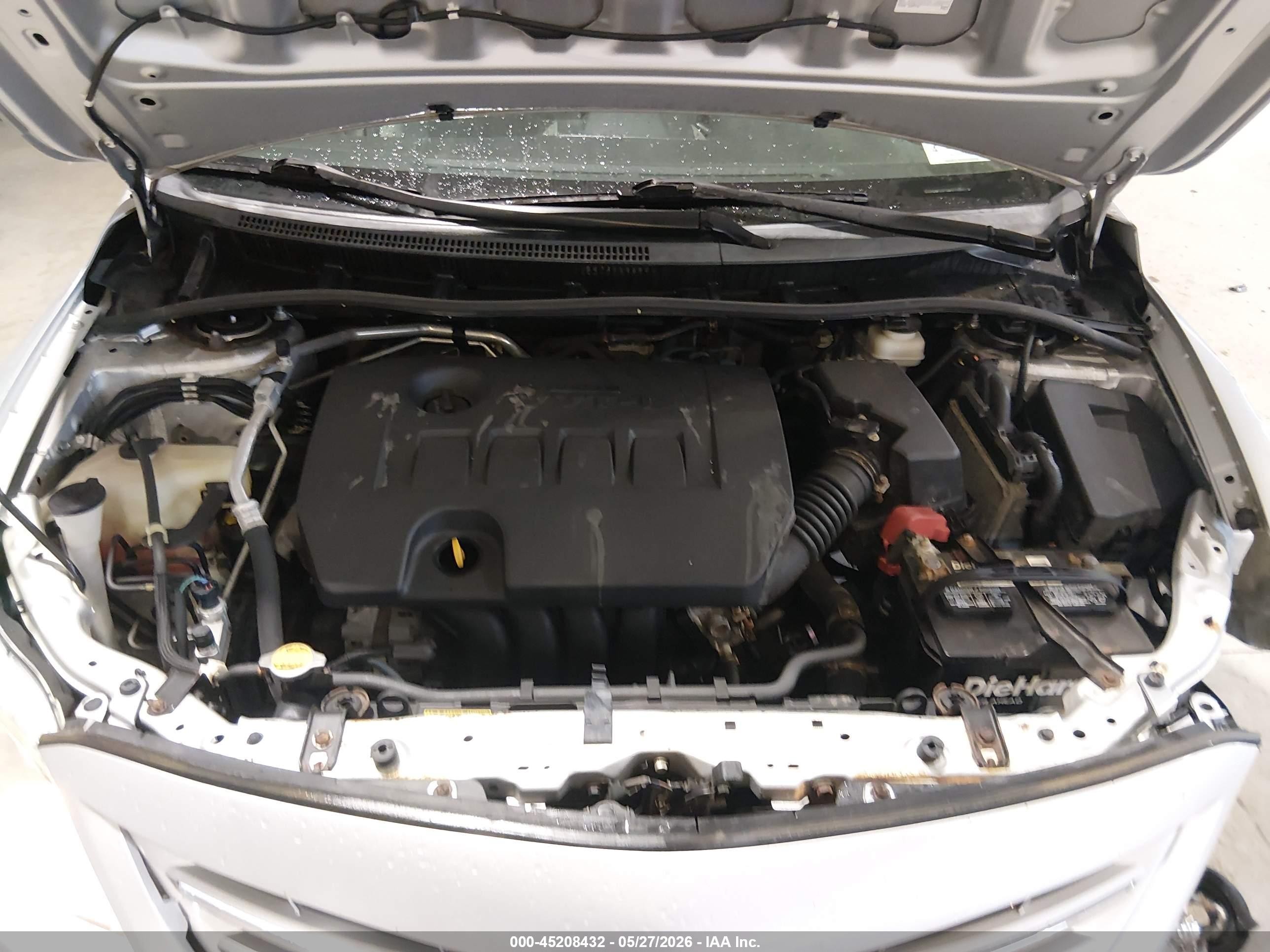 2013 Toyota Corolla Le Silver vin: 5YFBU4EE4DP125622