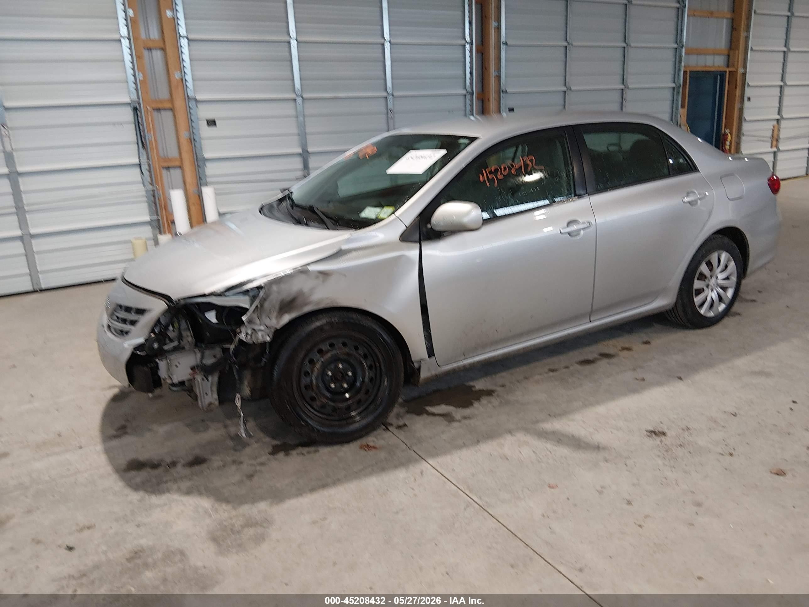 2013 Toyota Corolla Le Silver vin: 5YFBU4EE4DP125622