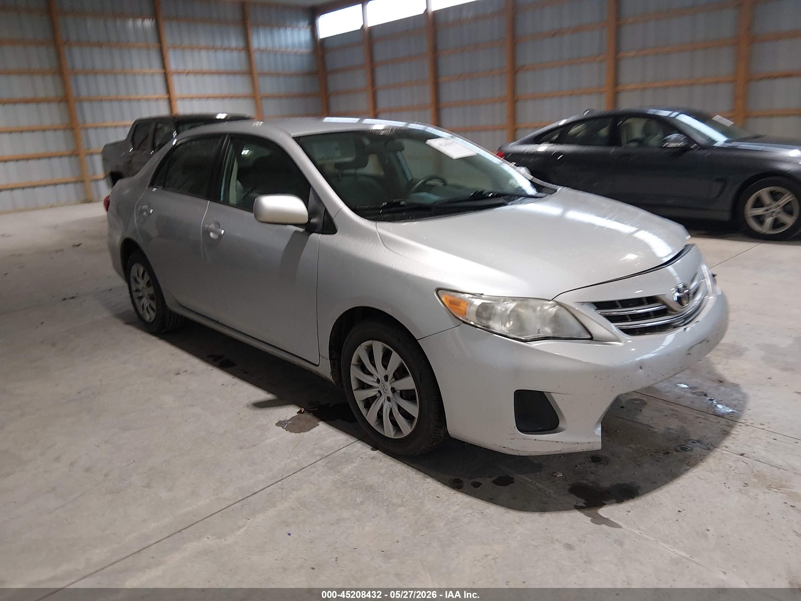 2013 Toyota Corolla Le Silver vin: 5YFBU4EE4DP125622