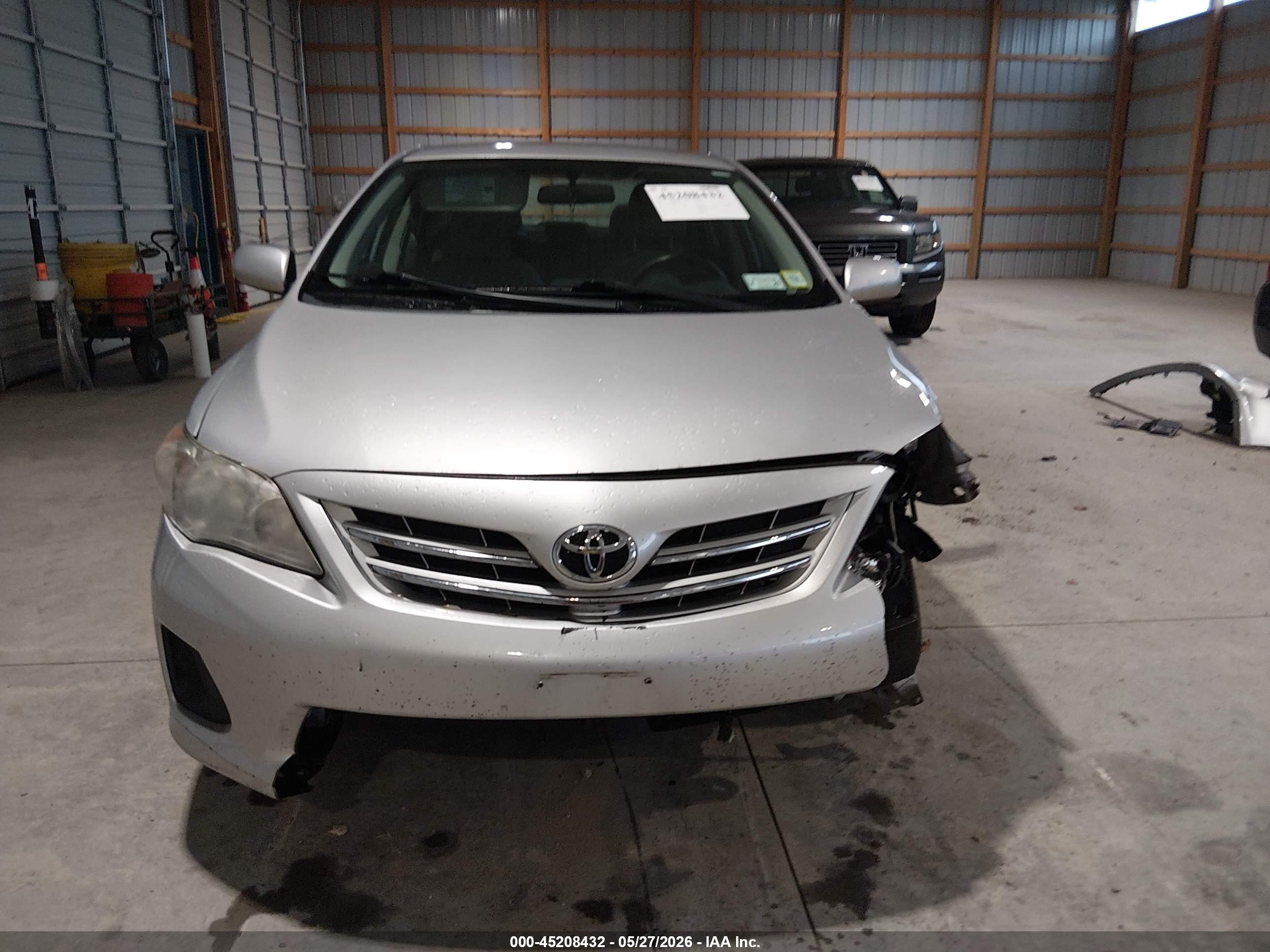 2013 Toyota Corolla Le Silver vin: 5YFBU4EE4DP125622
