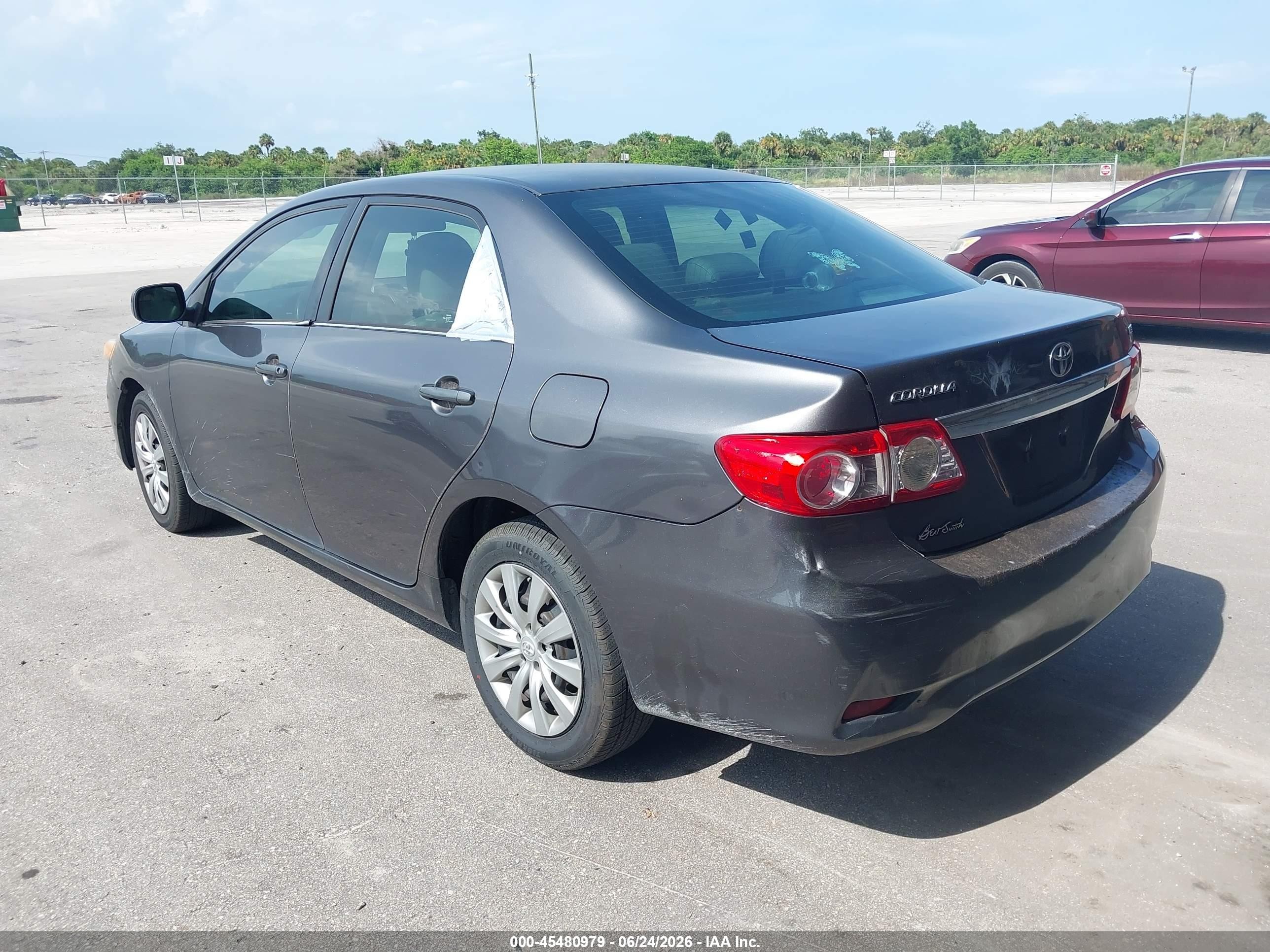 2013 Toyota Corolla Le Gray vin: 5YFBU4EE4DP134496