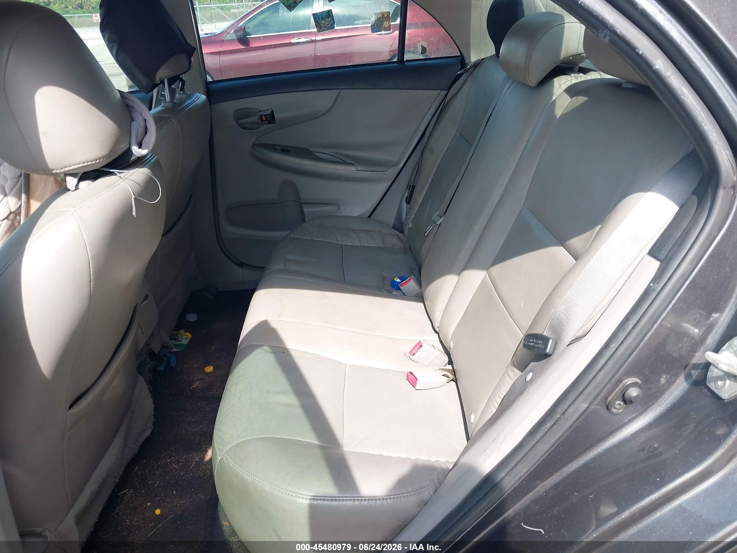 2013 Toyota Corolla Le Gray vin: 5YFBU4EE4DP134496