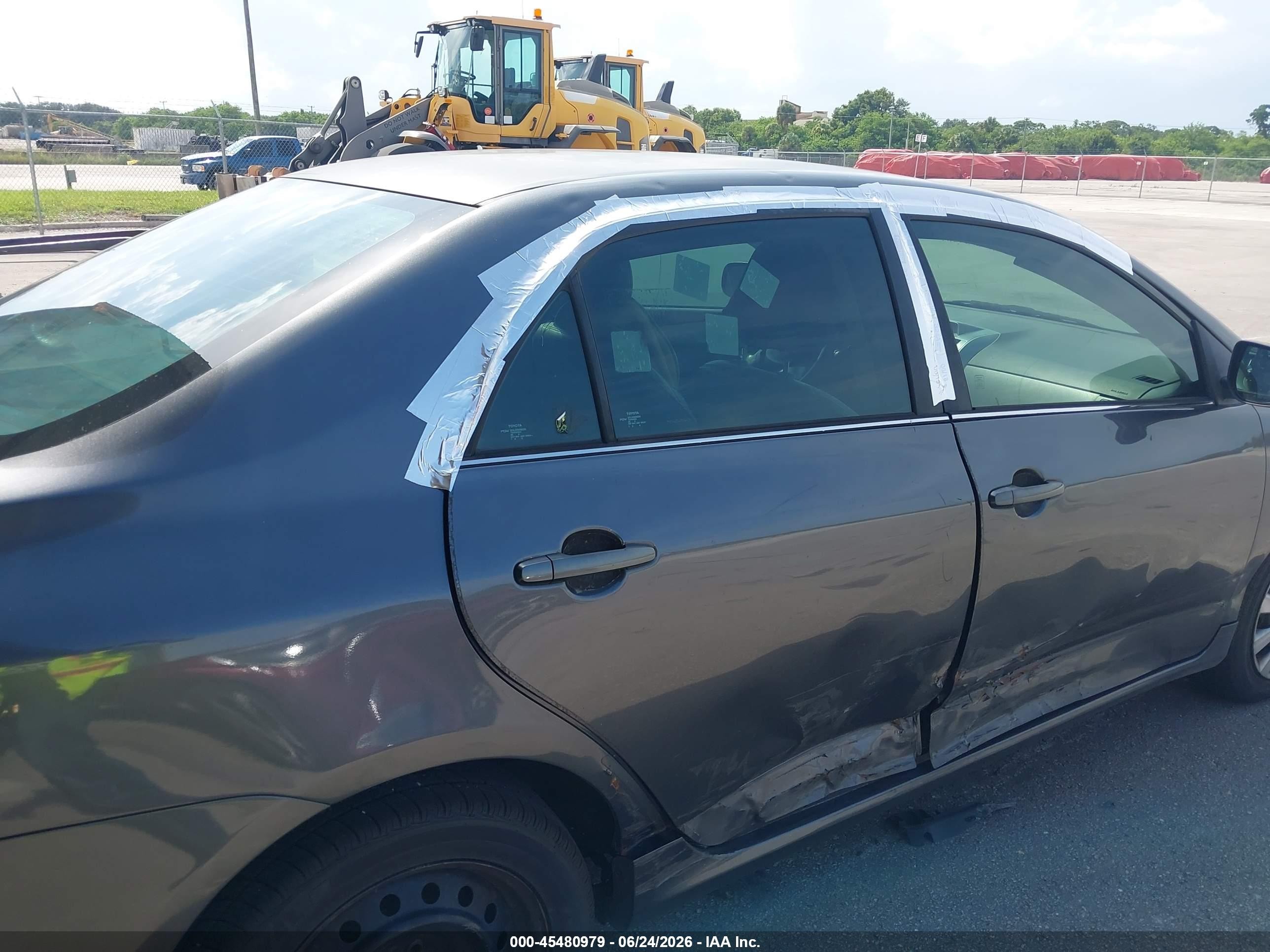 2013 Toyota Corolla Le Gray vin: 5YFBU4EE4DP134496