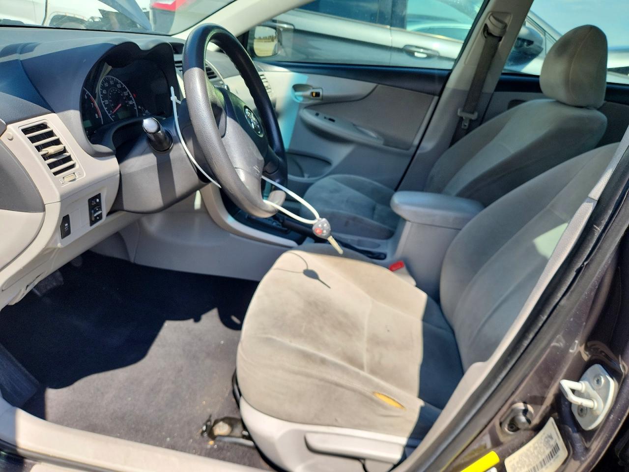 2013 Toyota Corolla L Gray vin: 5YFBU4EE4DP147121